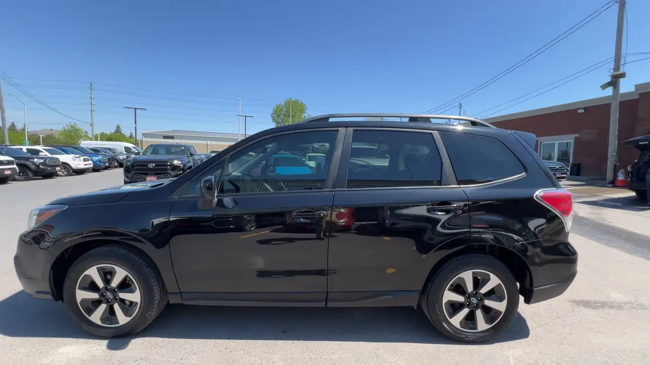 Subaru Forester снимка Subaru Forester