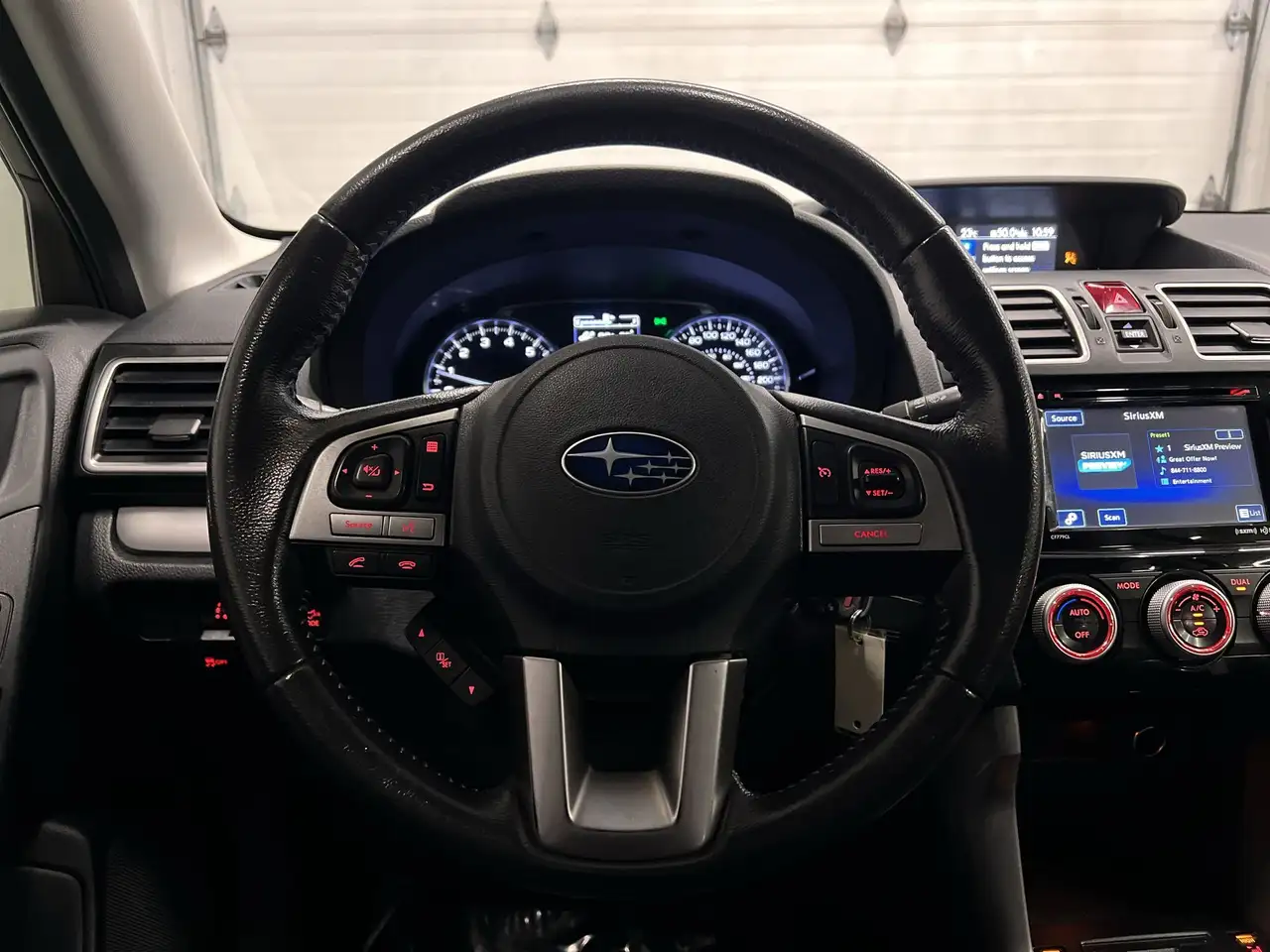 Subaru Forester снимка Subaru Forester