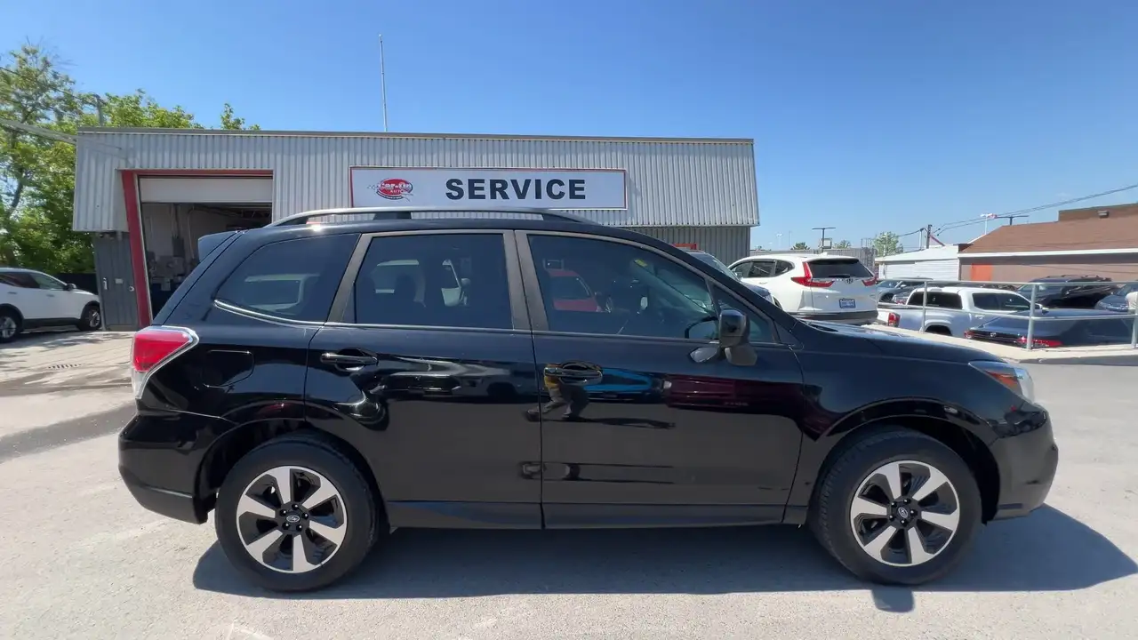 Subaru Forester снимка Subaru Forester