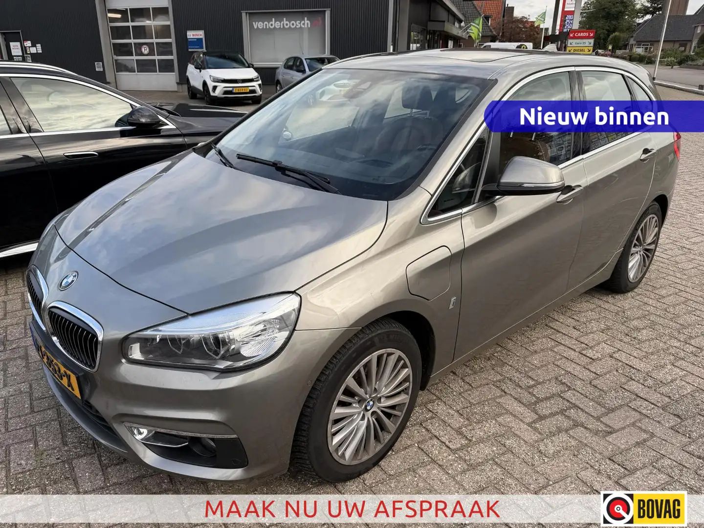 BMW 225 2-serie Active Tourer 225xe iPerformance High Exec Grijs - 1