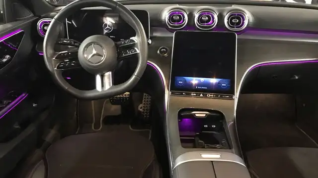Mercedes-Benz C-Class view 8
