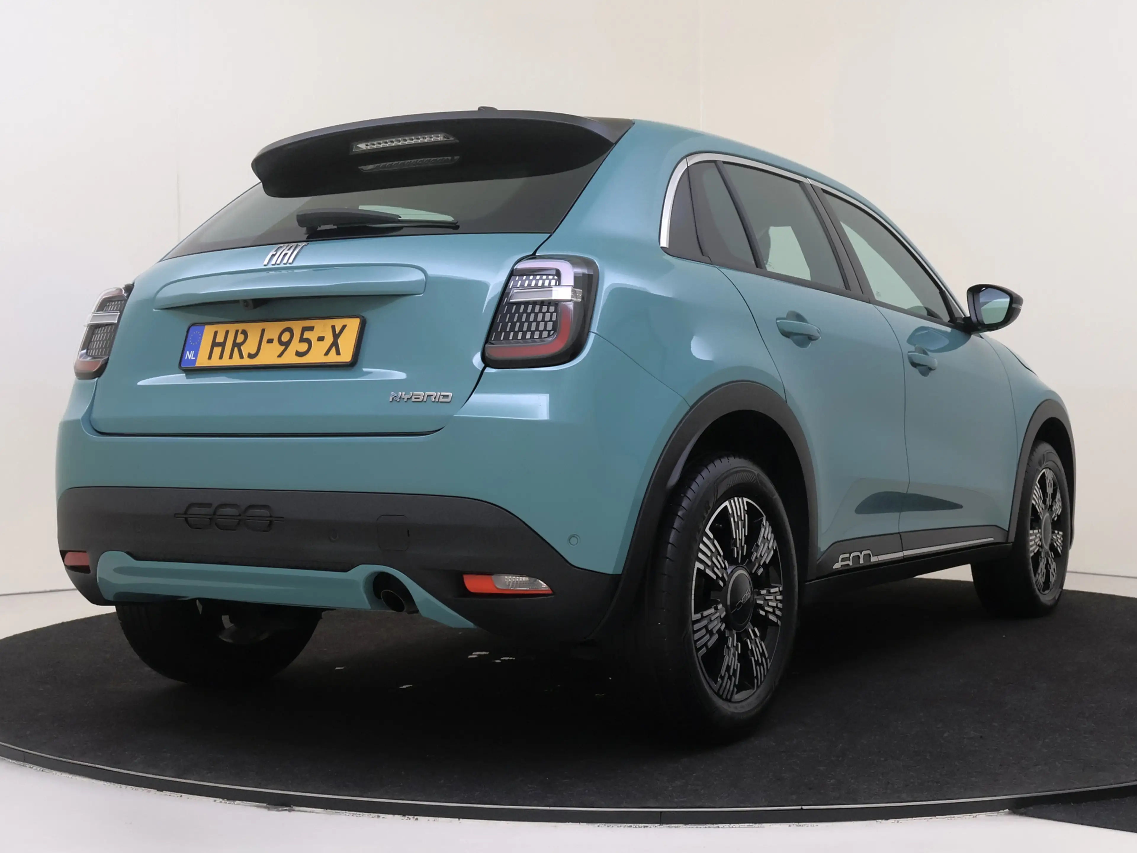 Fiat 600 1.2 Hybrid Urban YP — photo 11