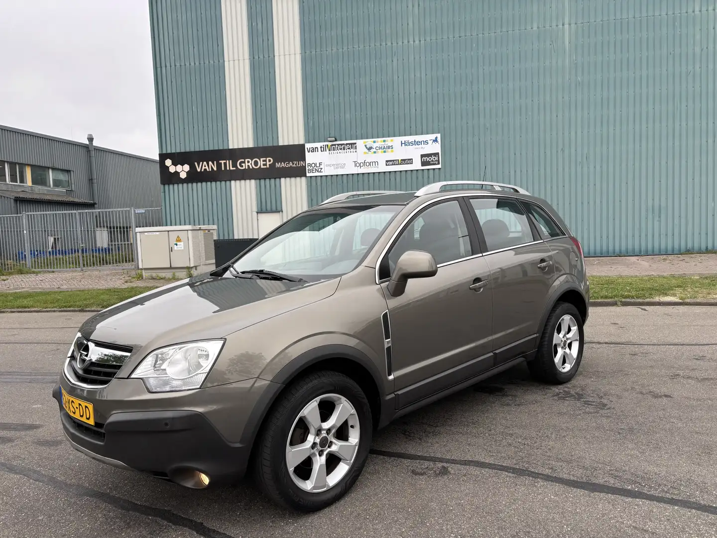Opel Antara 2.4-16V Enjoy 141 PK. Zeer mooie en onverwoestbare Коричневий - 1