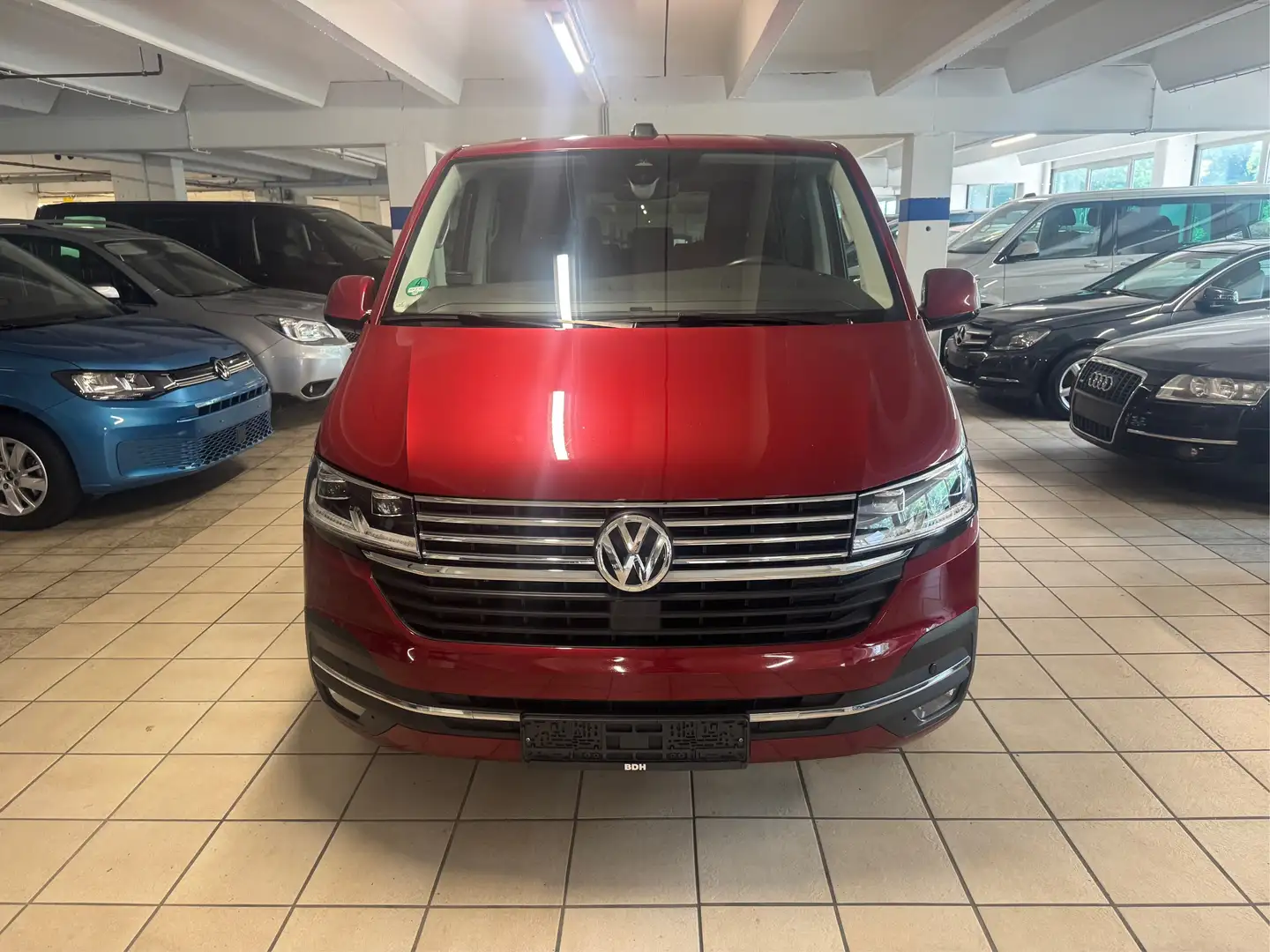 Volkswagen T6.1 Multivan 2.0 TDI Multivan Highline FWD DSG, Leder, Navi,LED Rosso - 2
