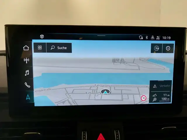 Audi Q5 view 11