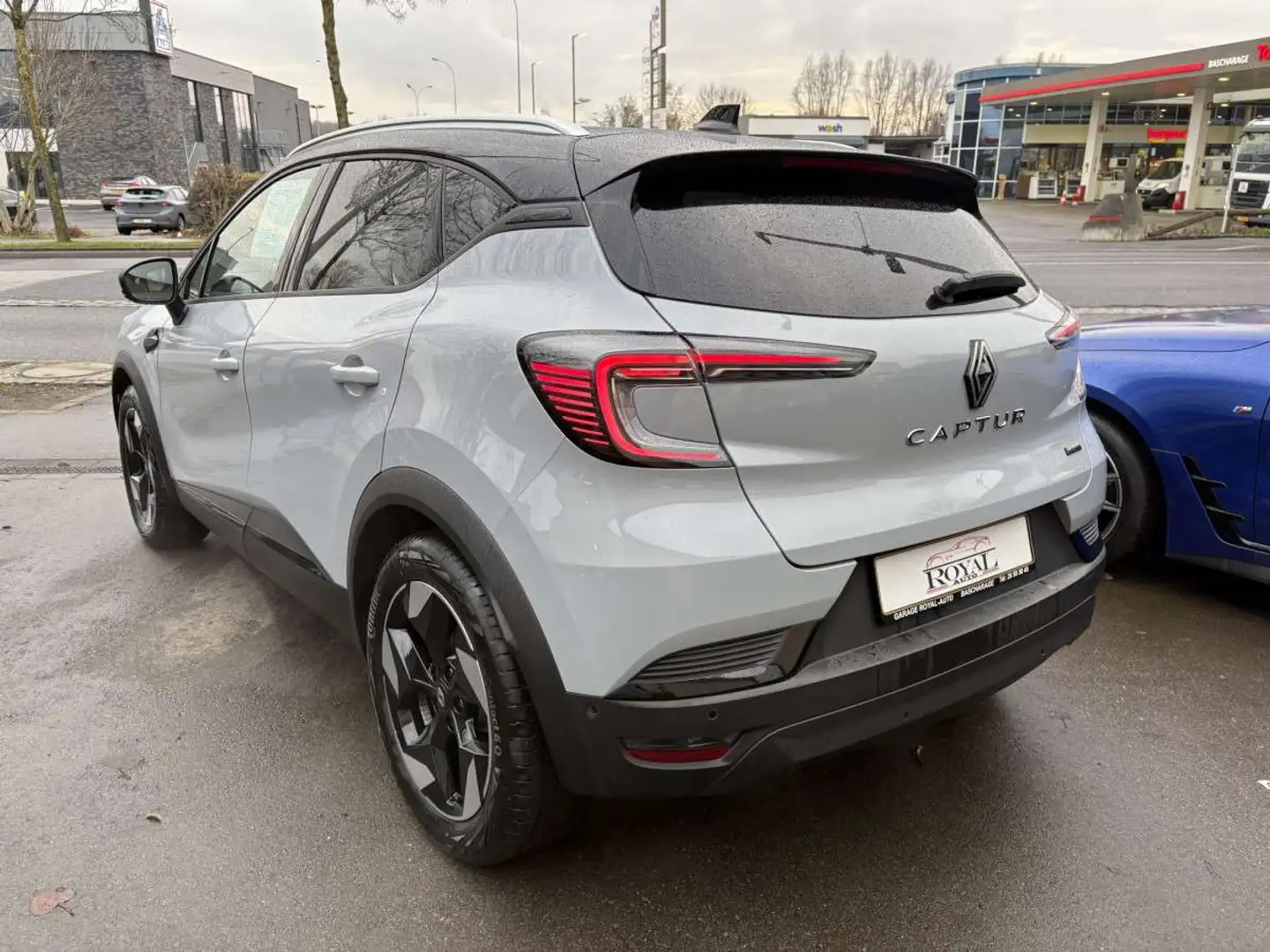Renault Captur 1.8 FULL HYBRID TECHNO 160HP Gris - 2