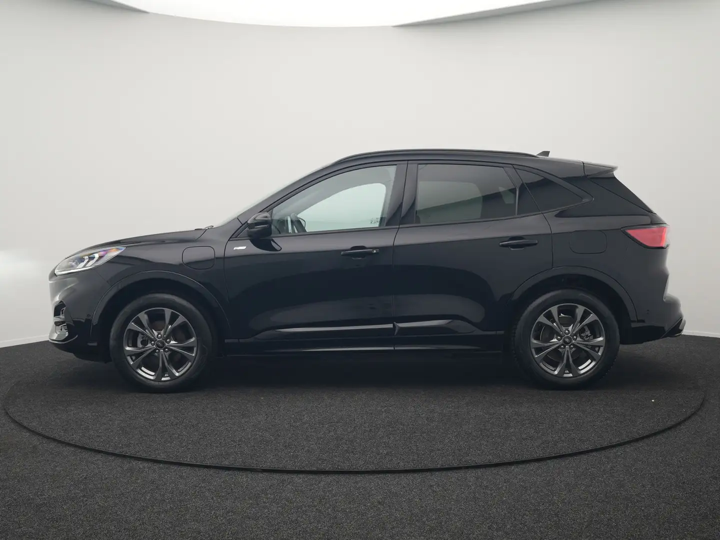 Ford Kuga 2.5 ST-Line Plug In Hybrid 225pk Dealer O.H PHEV | Zwart - 2