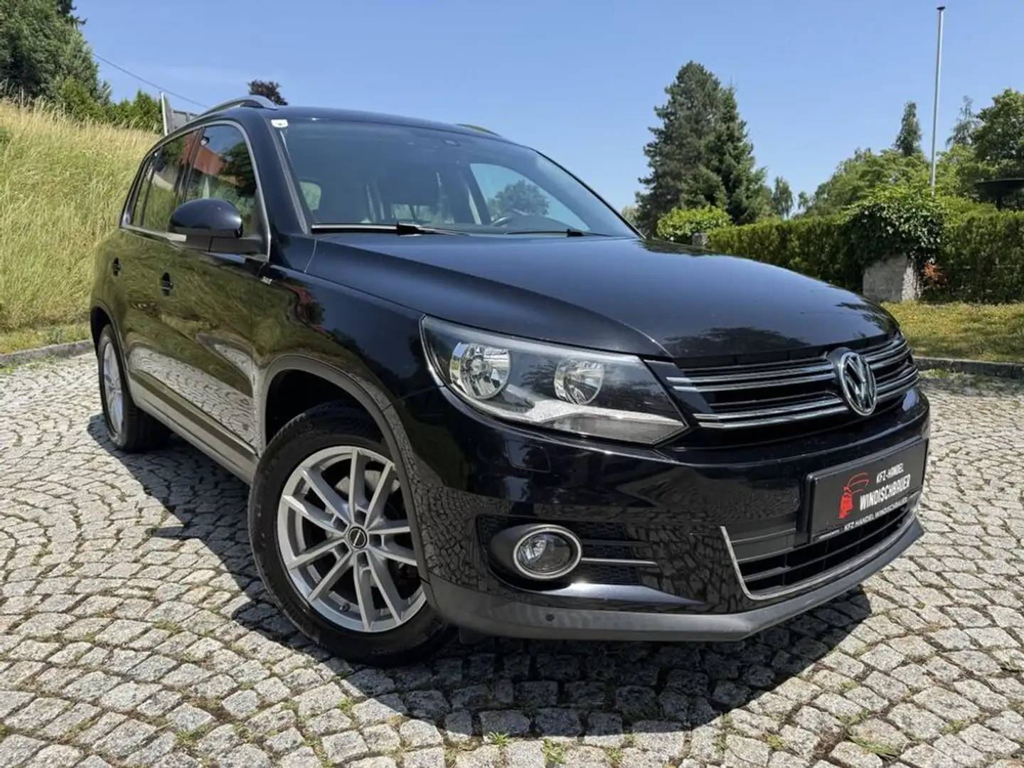 Volkswagen Tiguan CUP 2.0 TDI KLIMA TEMPOMAT SHZ Noir - 2