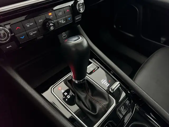 Jeep Compass view 13