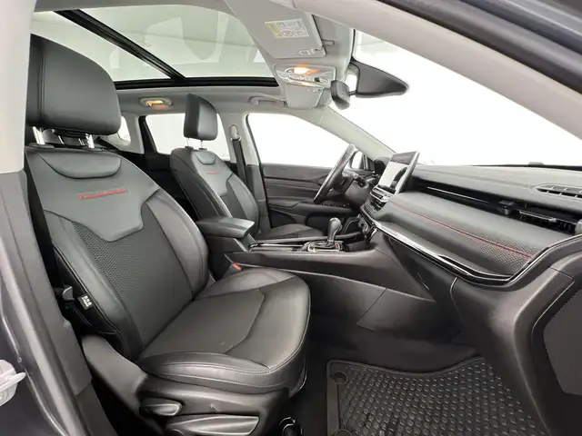 Jeep Compass view 9