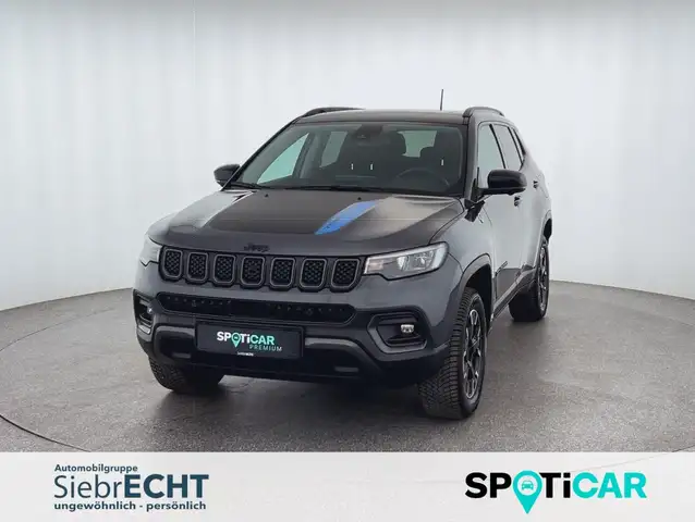 2022 Jeep Compass in Grey for sale