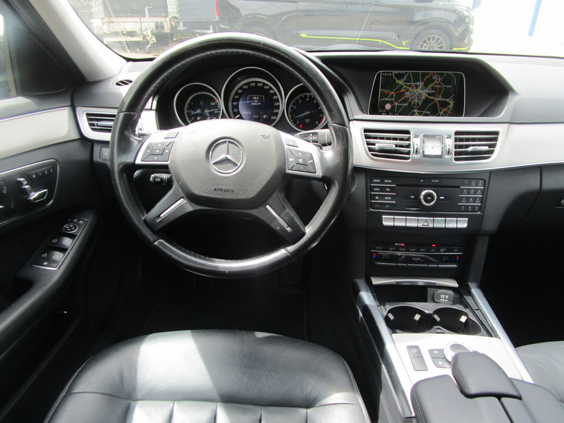 Mercedes-Benz E 200 E 200 CGI+1 Hand+LED+ACC+Leder+Navi+Massagesitze — photo 14