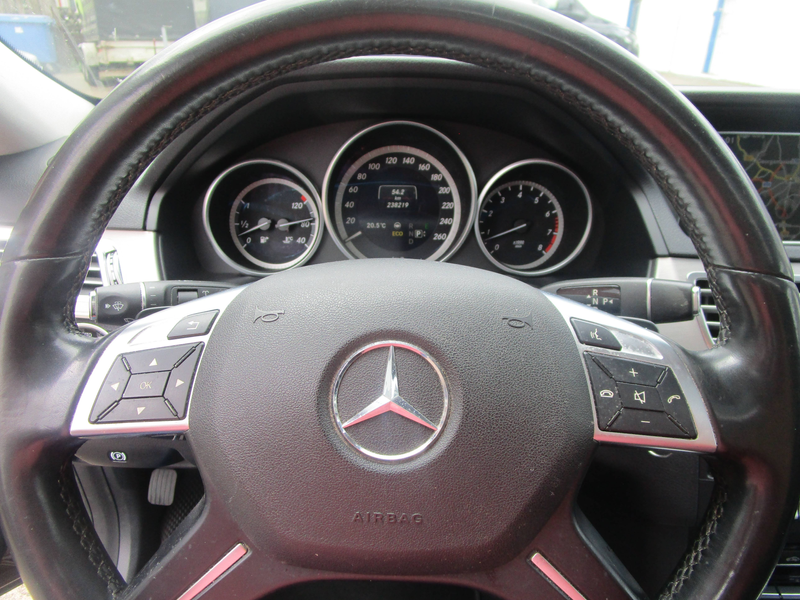 Mercedes-Benz E 200 E 200 CGI+1 Hand+LED+ACC+Leder+Navi+Massagesitze — photo 15