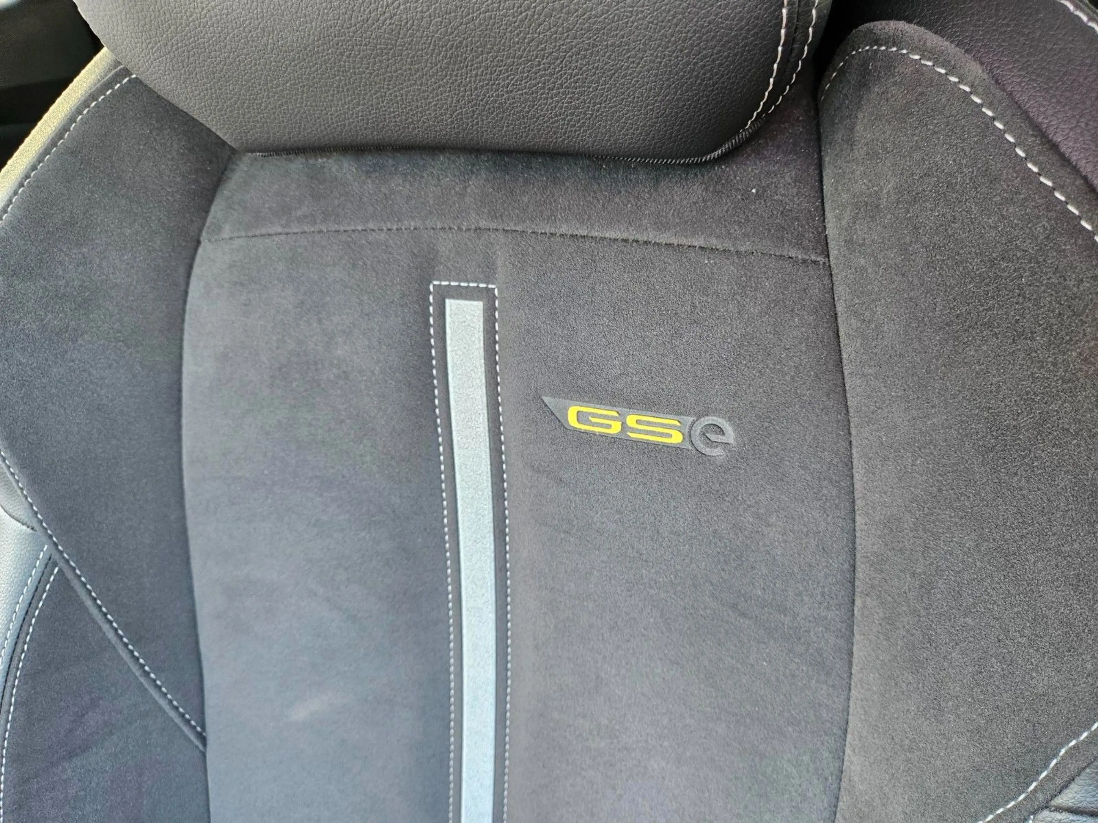 Opel Grandland X Grandland GSe Plug-in Hybrid 4 — photo 24