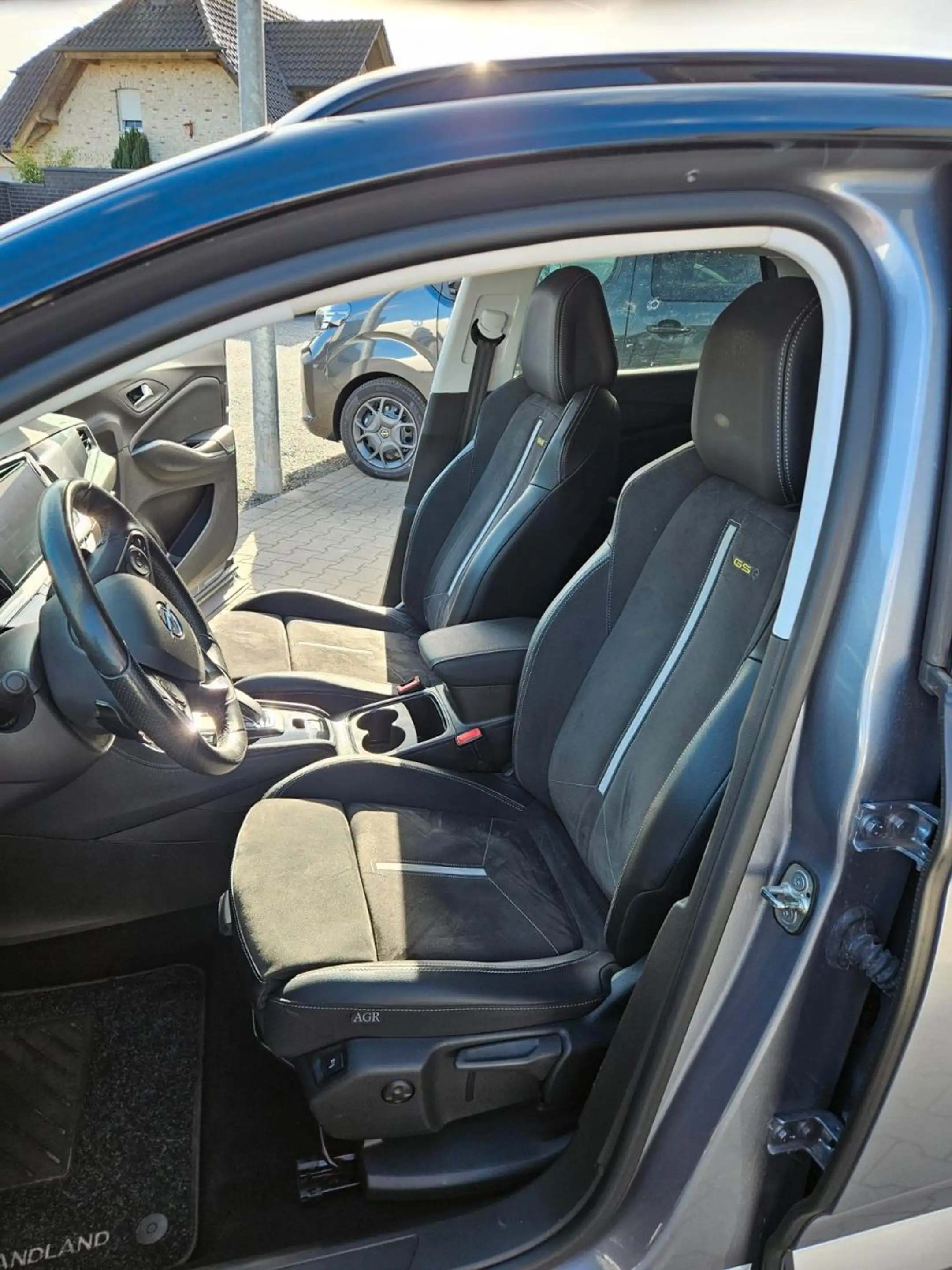 Opel Grandland X Grandland GSe Plug-in Hybrid 4 — photo 19
