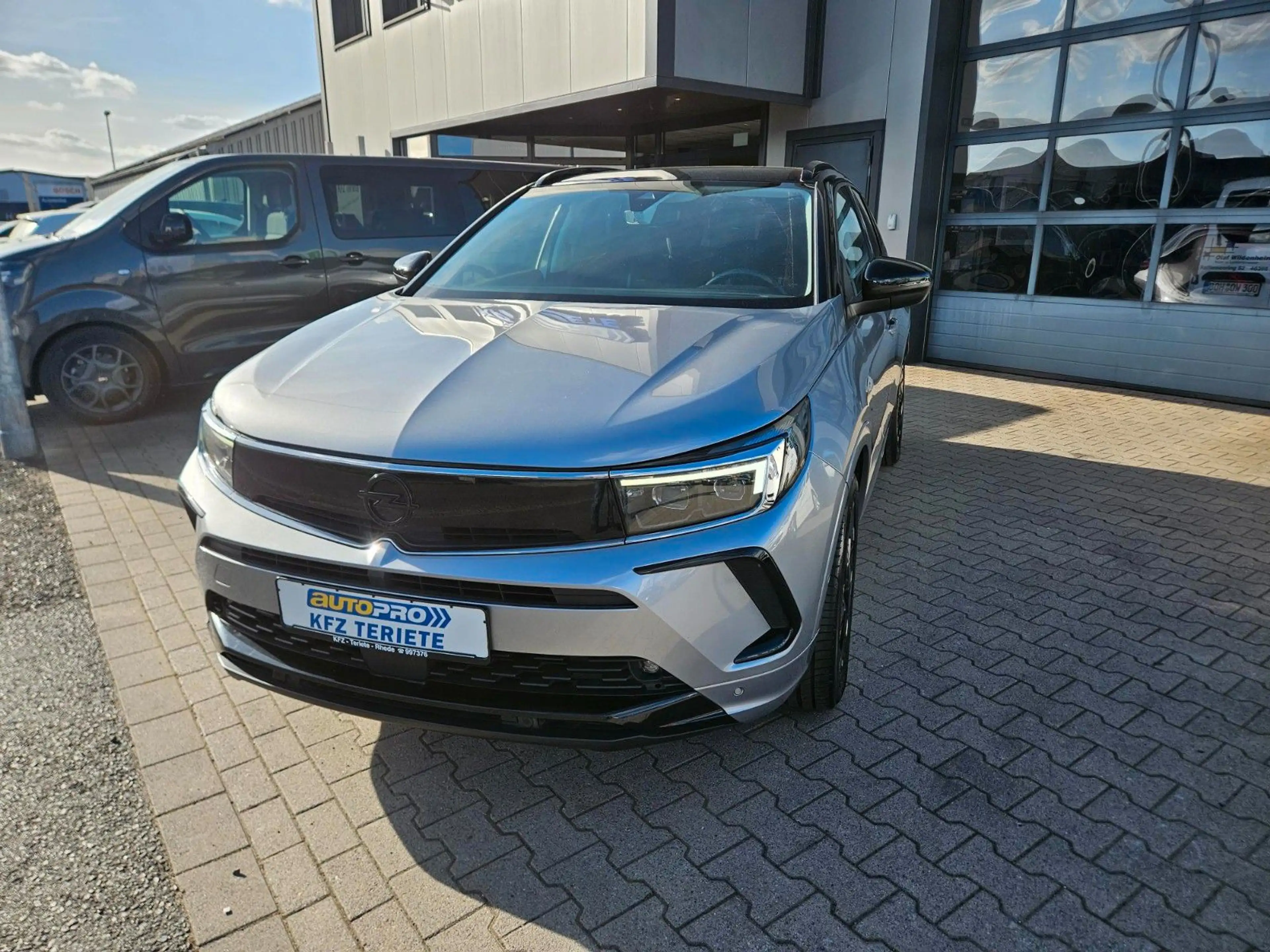 Opel Grandland X Grandland GSe Plug-in Hybrid 4 — photo 3