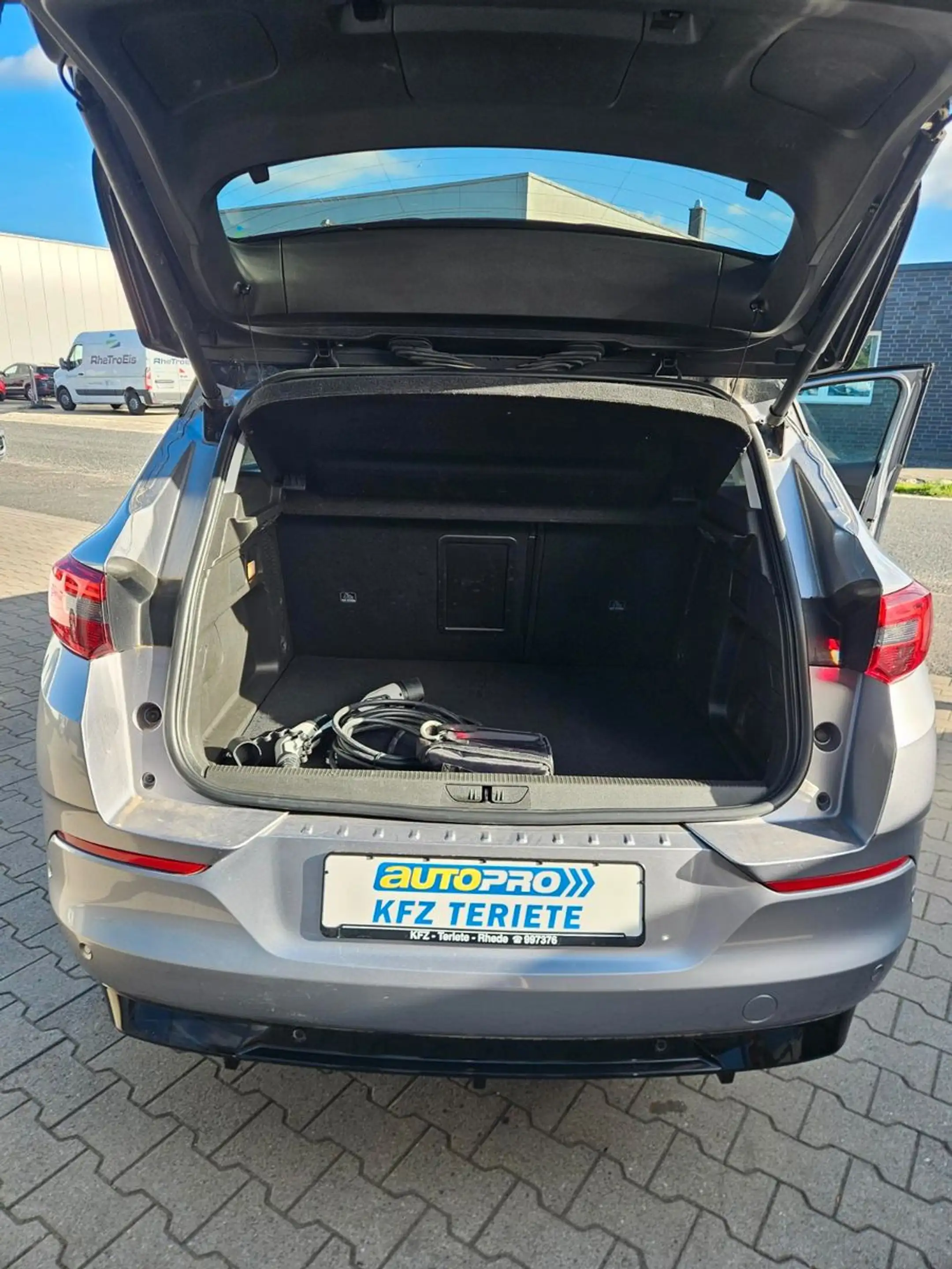 Opel Grandland X Grandland GSe Plug-in Hybrid 4 — photo 17