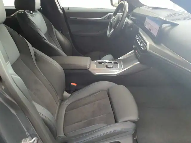 BMW 4 Series view 8