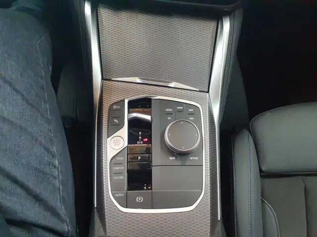 BMW 4 Series view 10