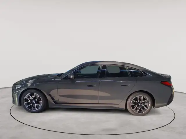 BMW 4 Series view 6