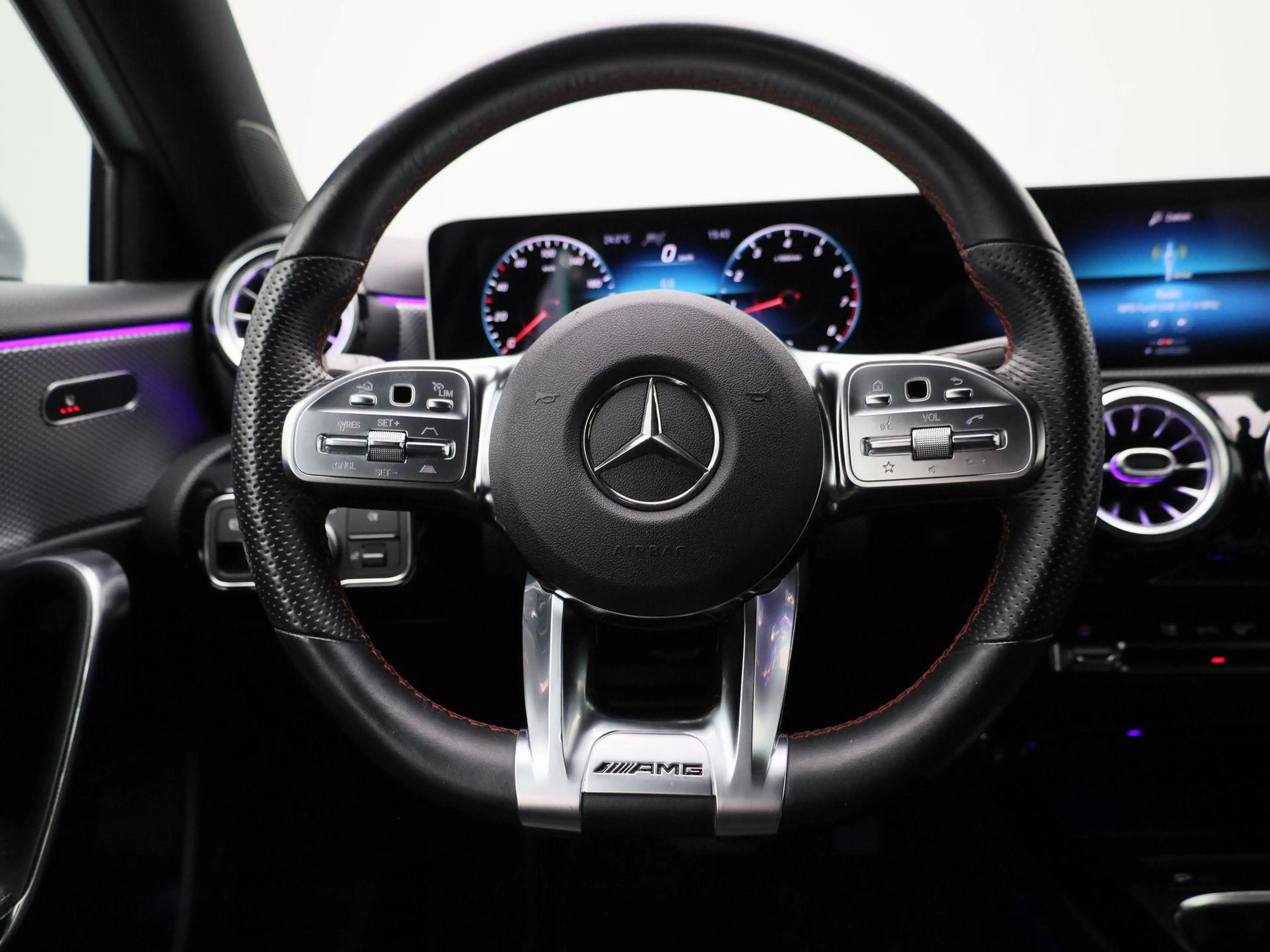 Mercedes-Benz A 180 Business Solution AMG — photo 7