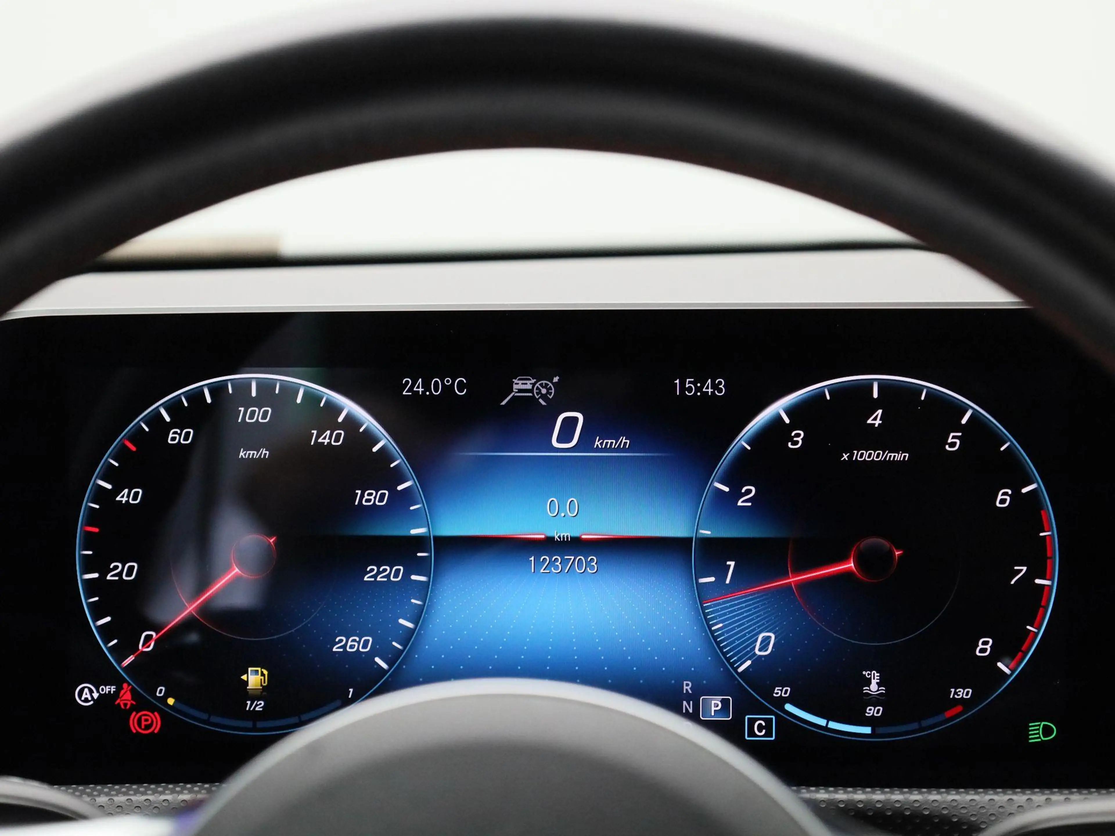 Mercedes-Benz A 180 Business Solution AMG — photo 8