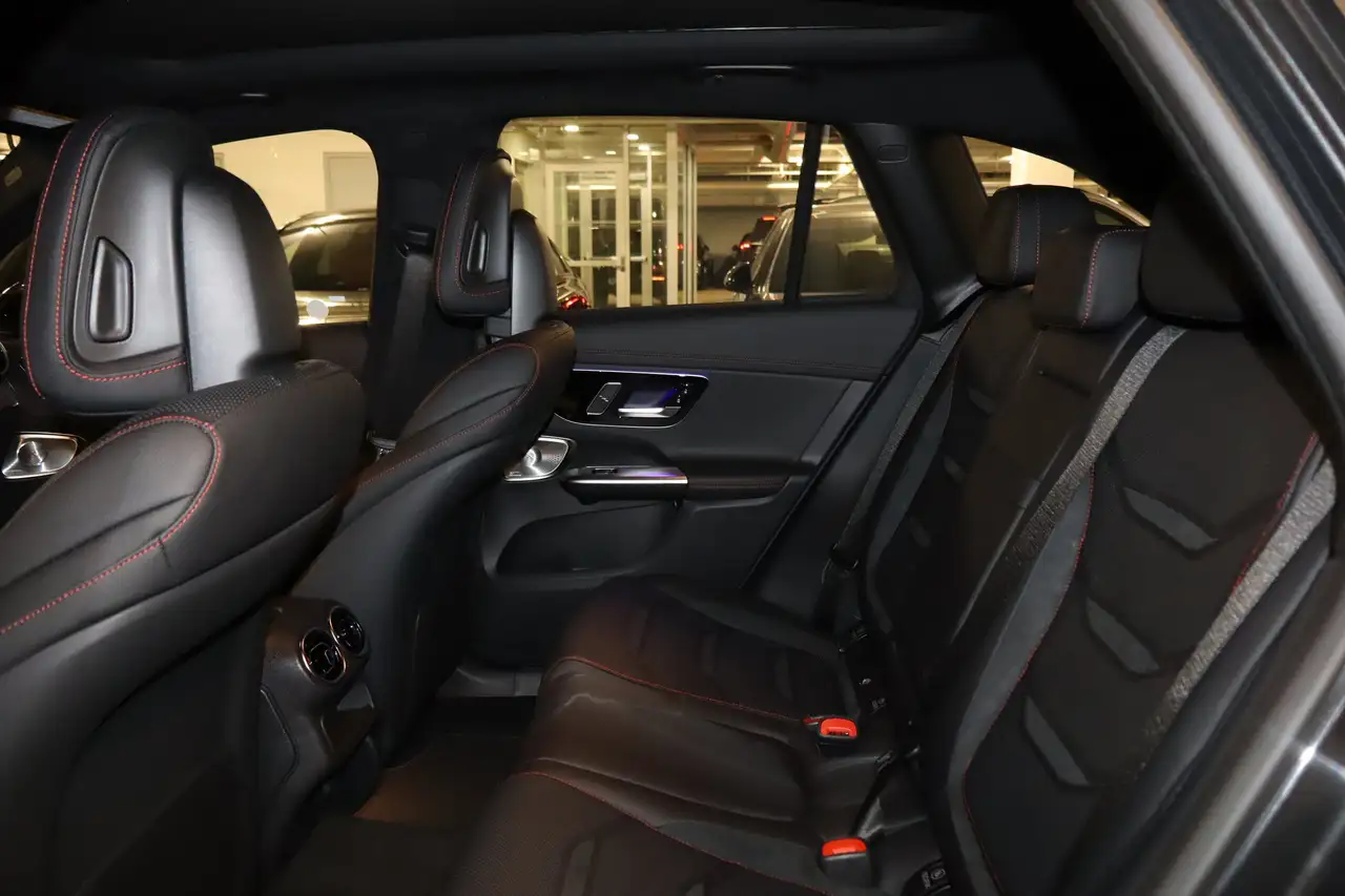 Mercedes-Benz GLC снимка Mercedes-Benz GLC