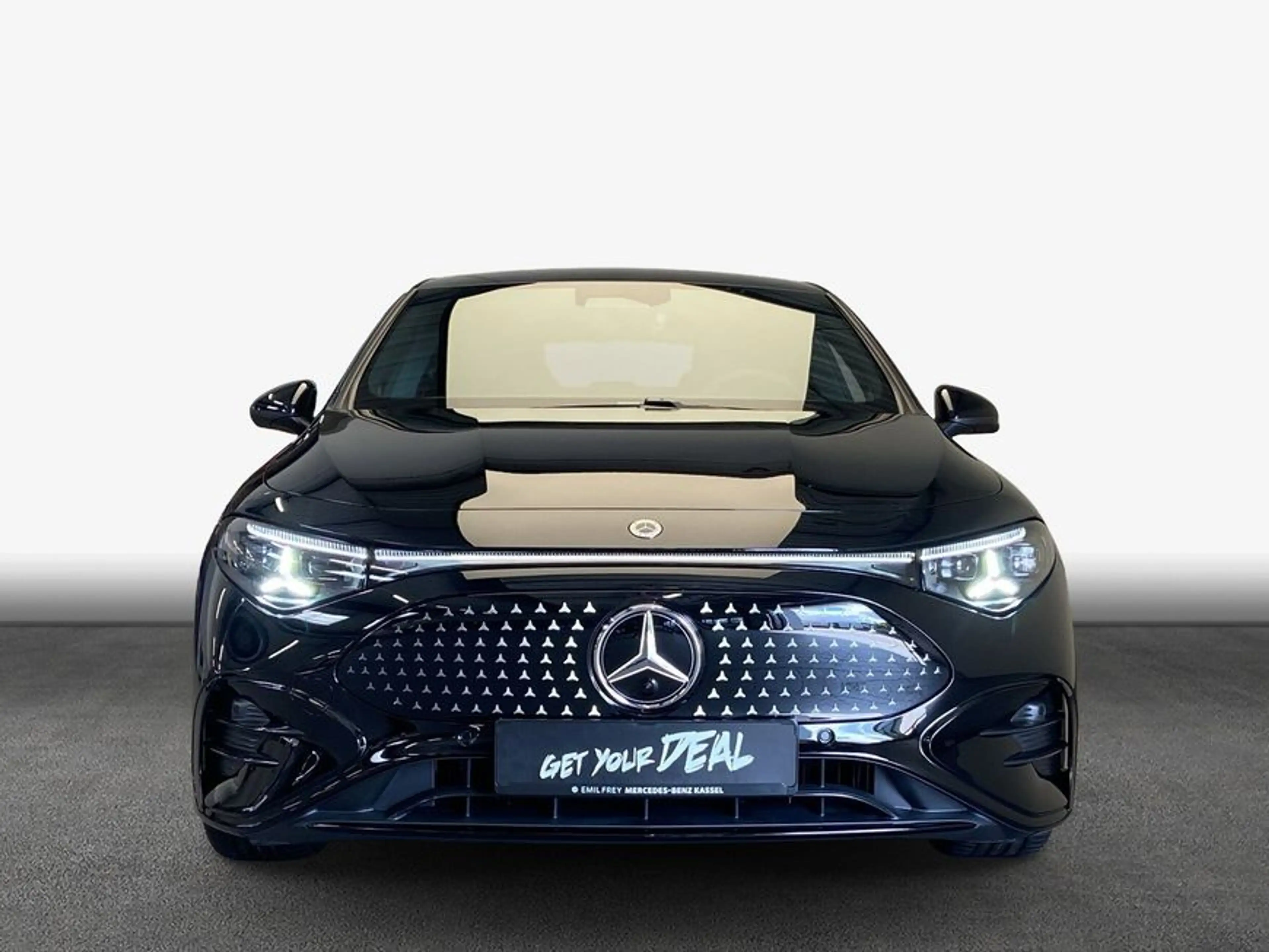 Mercedes-Benz CLA 200 CLA EQ Technology — photo 3