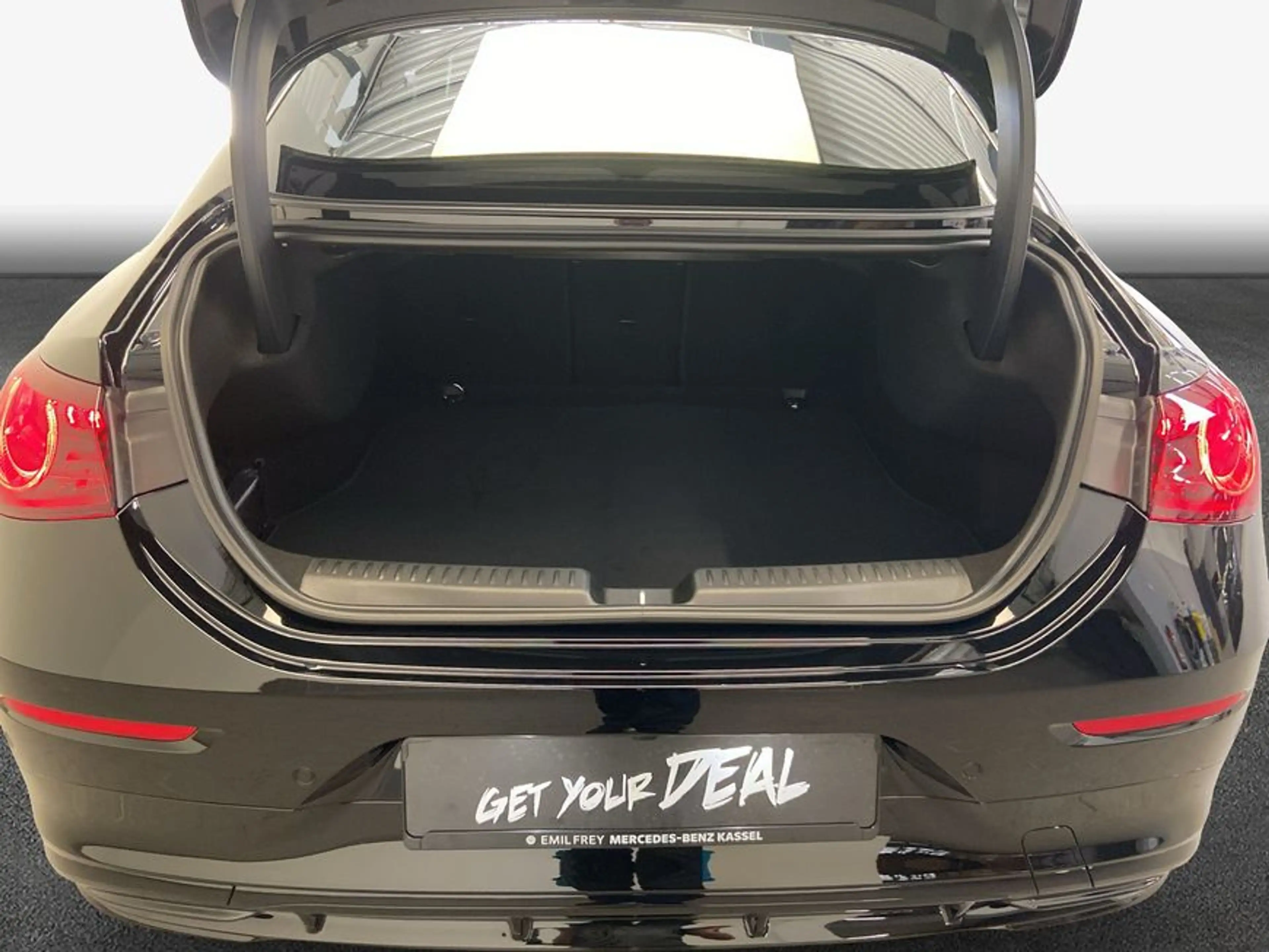 Mercedes-Benz CLA 200 CLA EQ Technology — photo 10