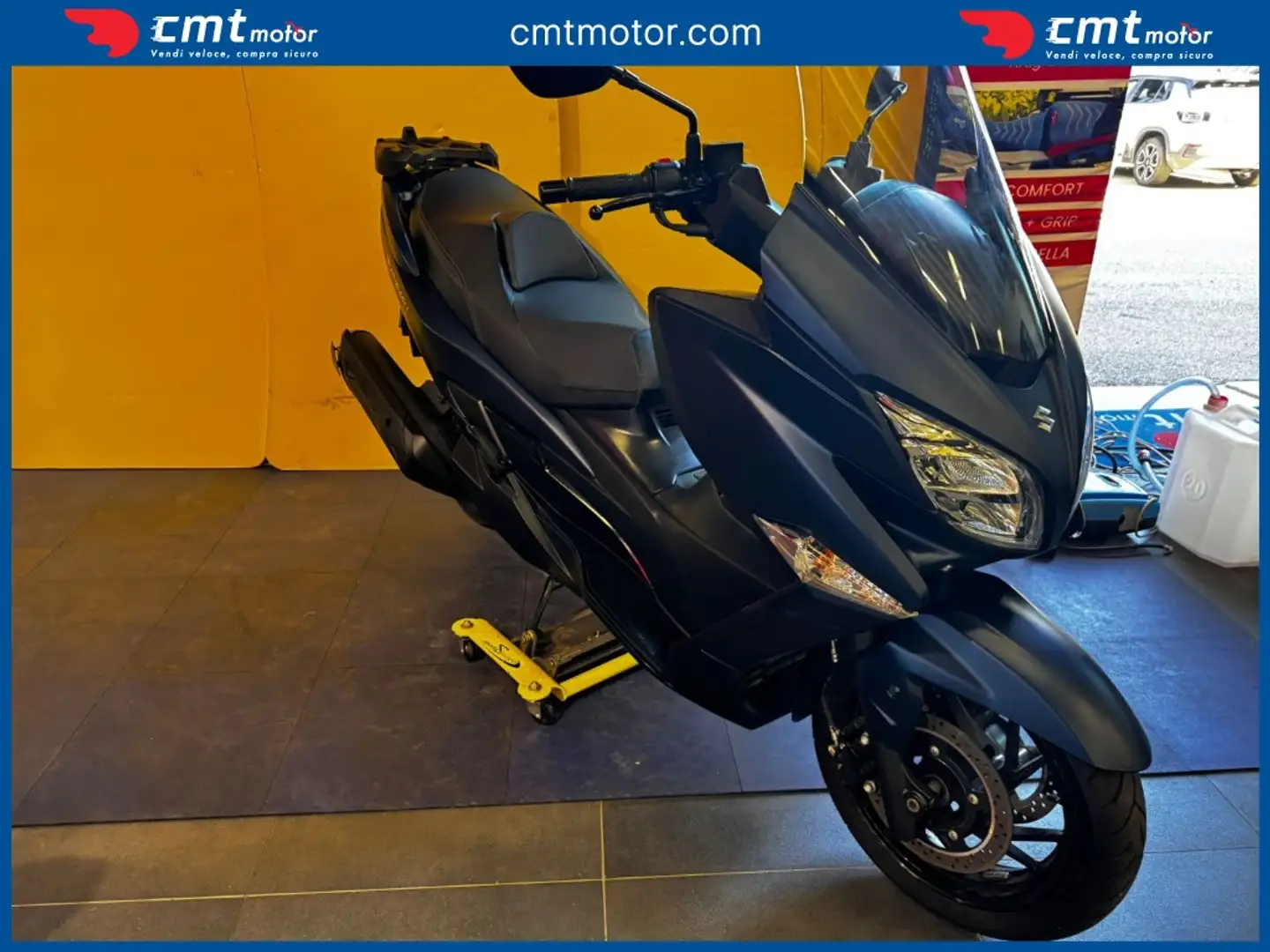 Suzuki Burgman 400 AN - 2