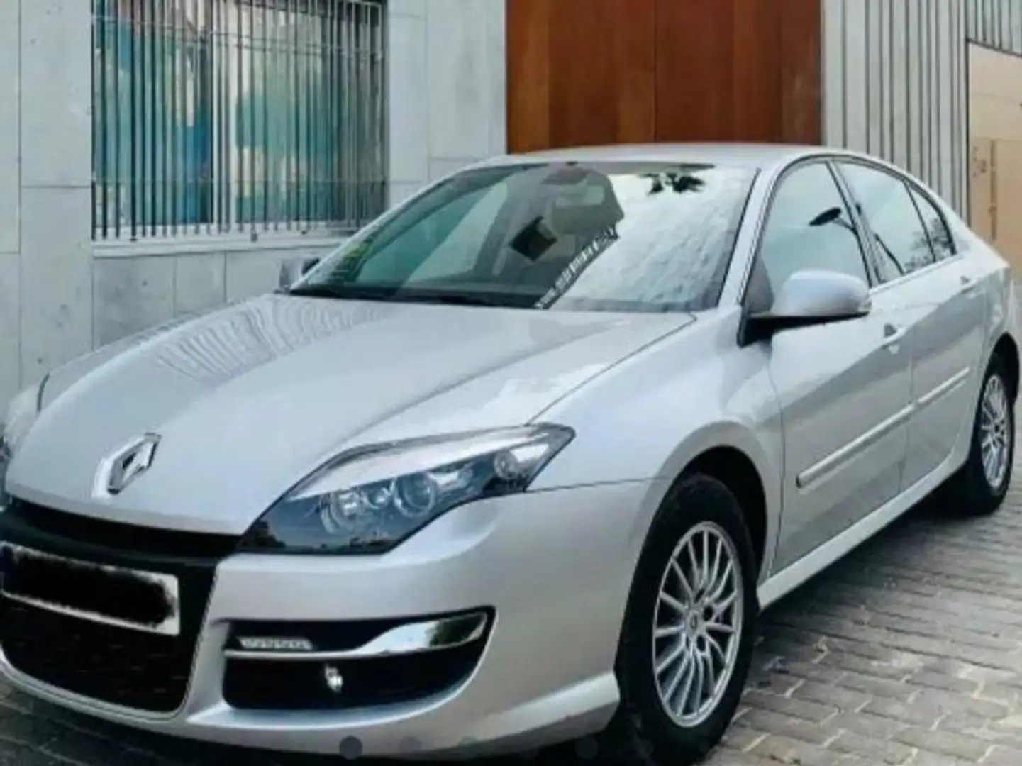 Renault Laguna Laguna G.Tour 1.5dCi Emotion Emotion Plateado - 1