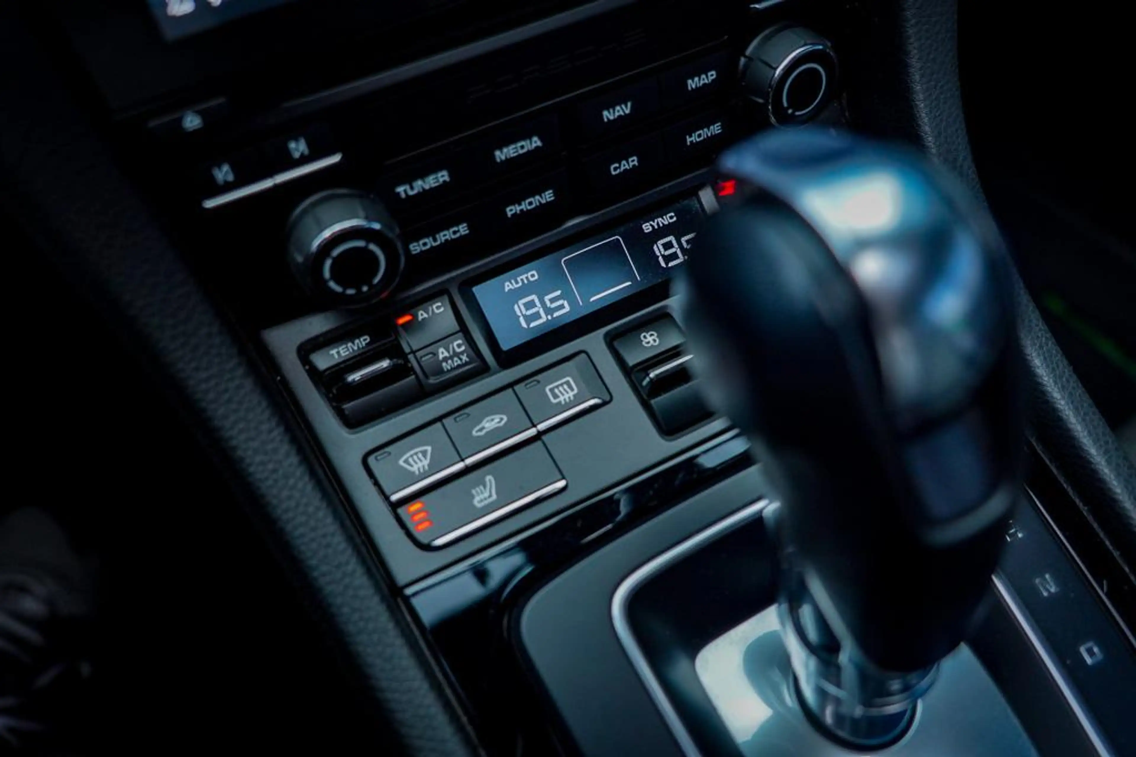 Porsche 718 Boxster 2.0 T / NL Auto / 18-Voudig / Carplay / Ap — photo 40