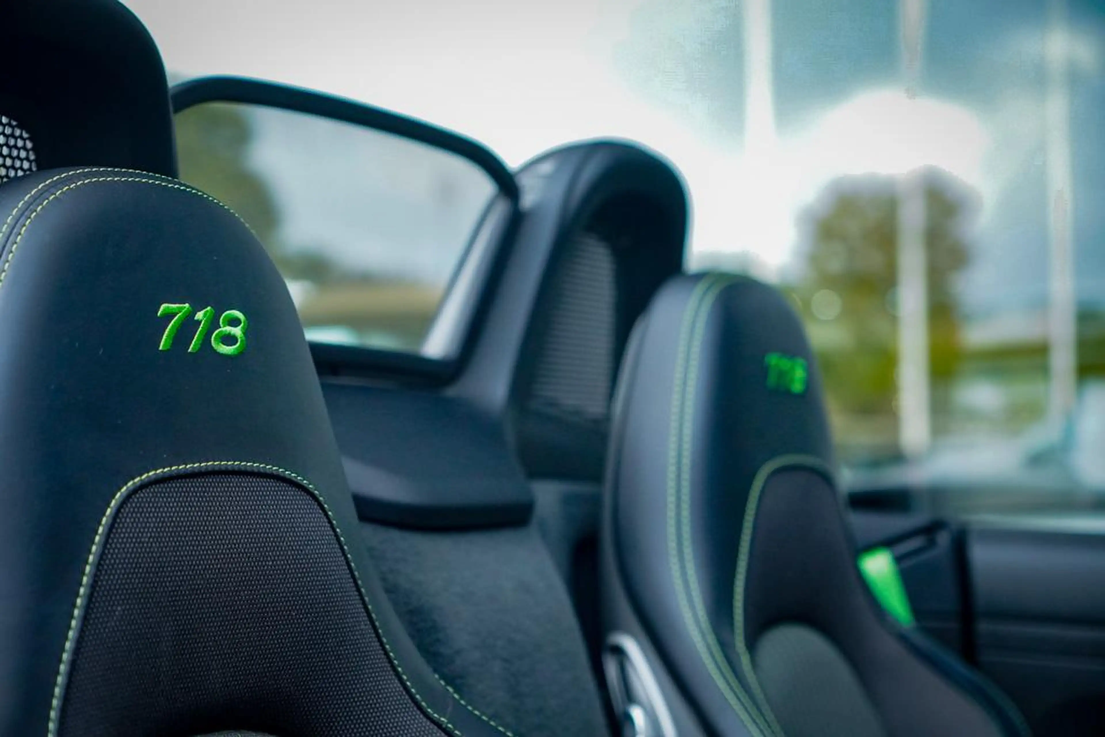 Porsche 718 Boxster 2.0 T / NL Auto / 18-Voudig / Carplay / Ap — photo 19