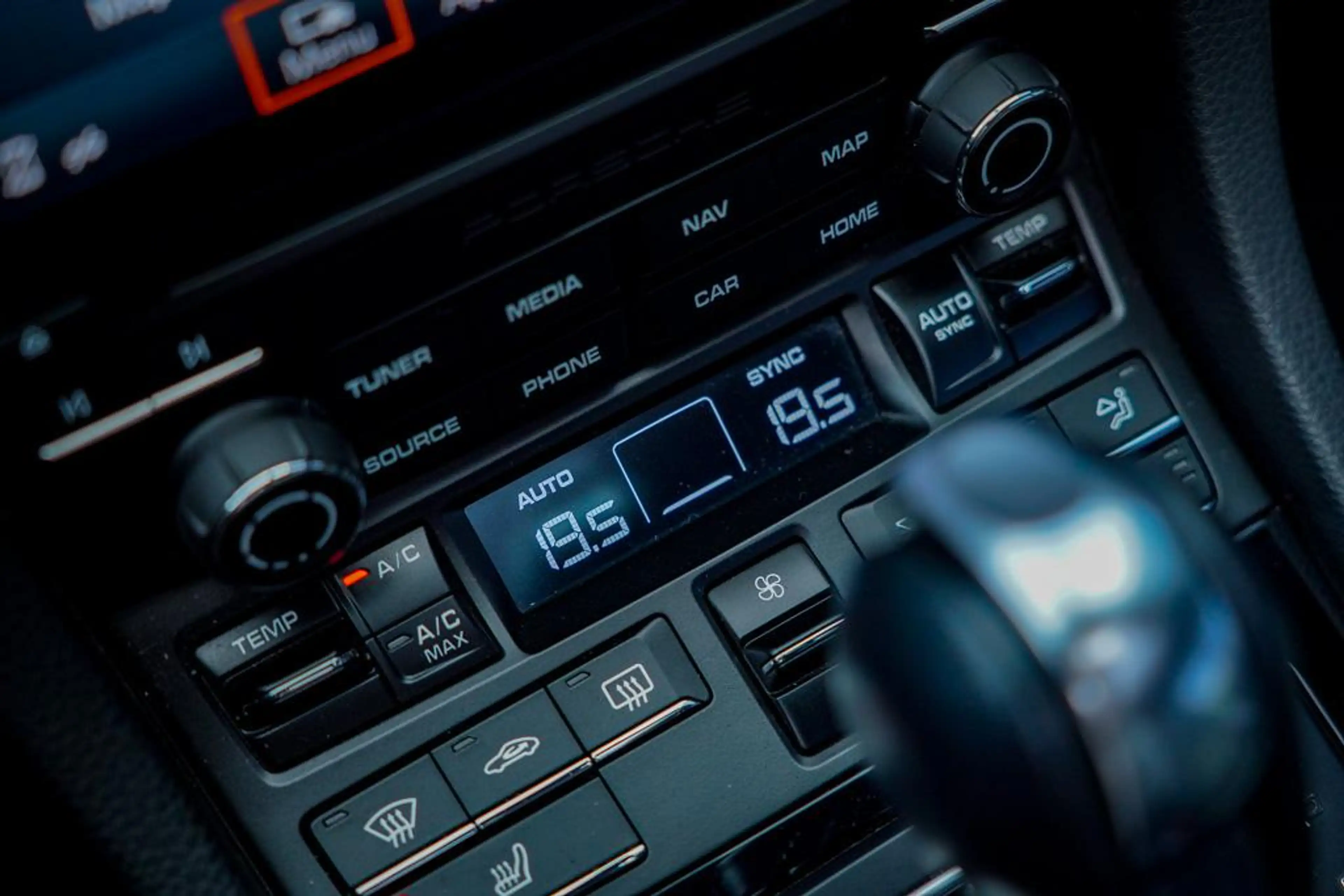 Porsche 718 Boxster 2.0 T / NL Auto / 18-Voudig / Carplay / Ap — photo 37