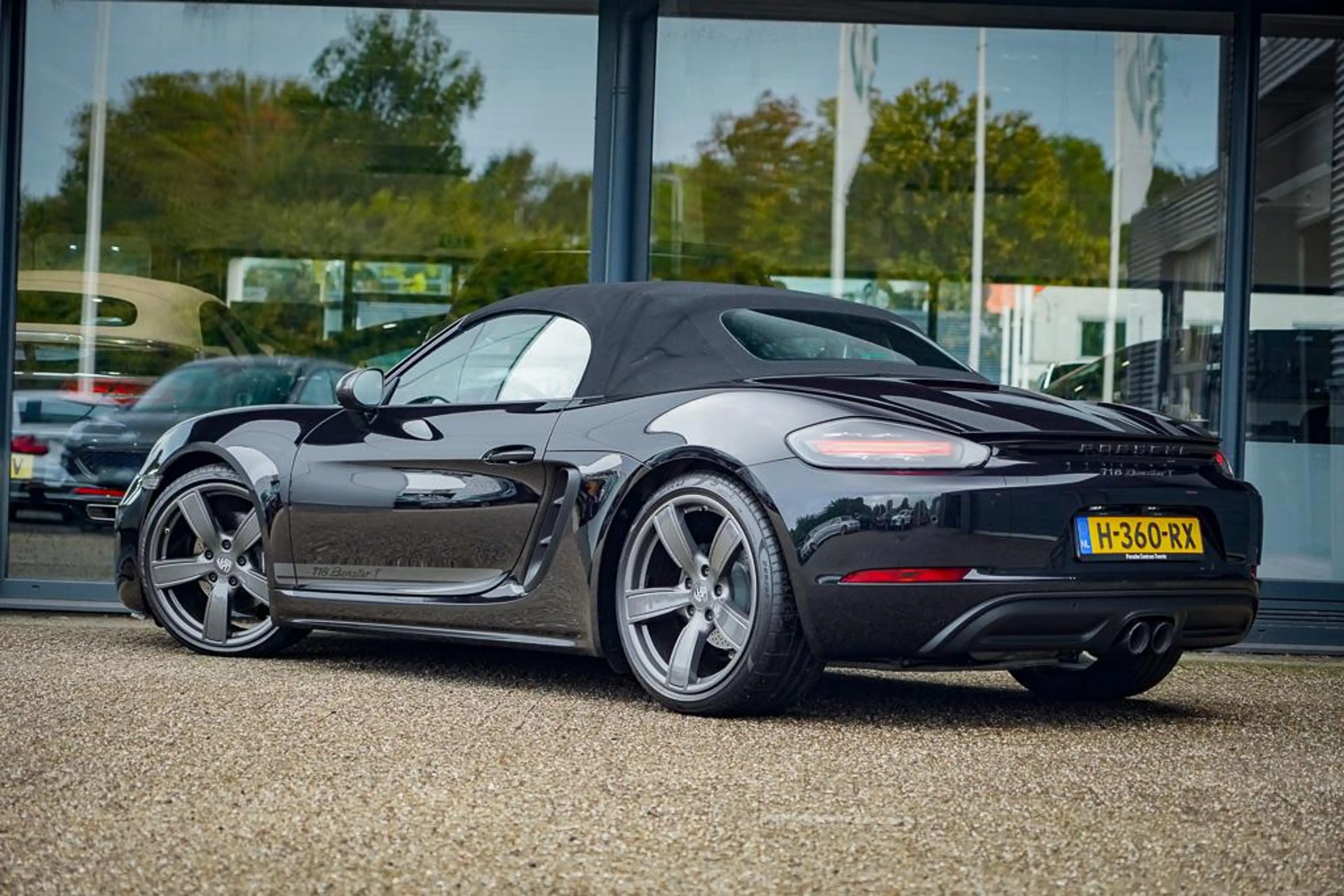 Porsche 718 Boxster 2.0 T / NL Auto / 18-Voudig / Carplay / Ap — photo 15