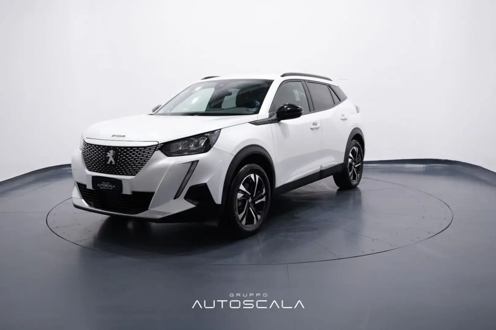 Peugeot 2008 motore elettrico 136cv Allure Bianco - 1