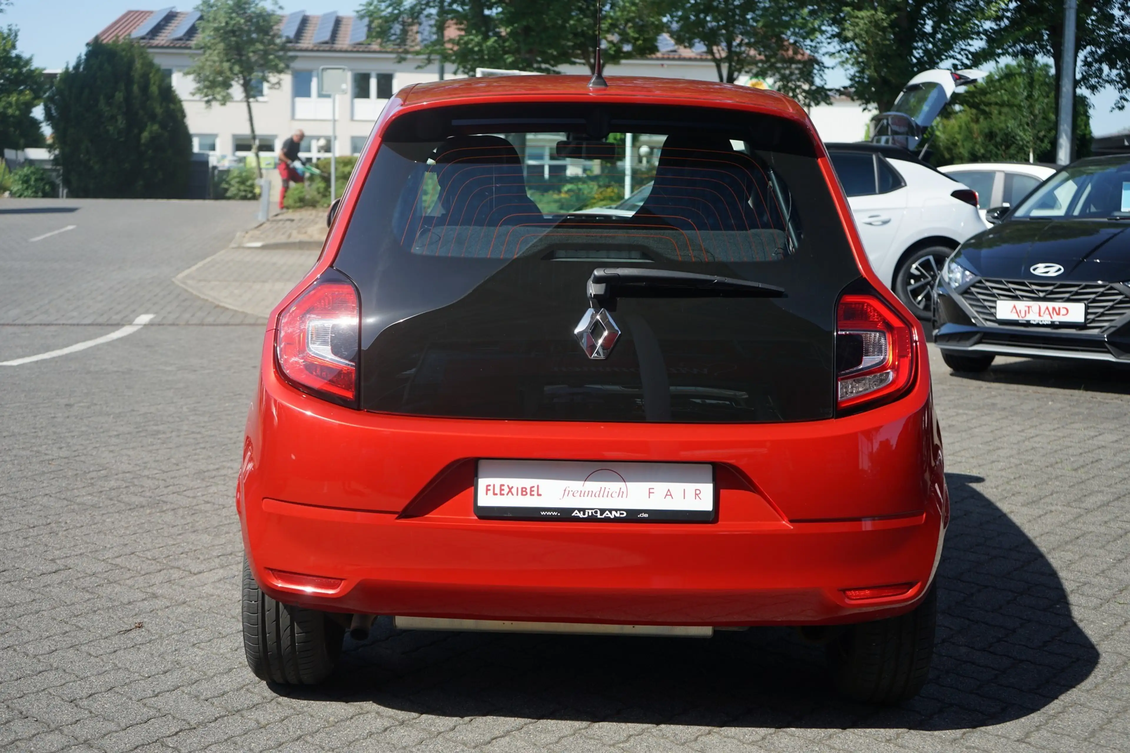 Renault Twingo 1.0 Sitzheizung Tempomat PDC Bluetooth — photo 8