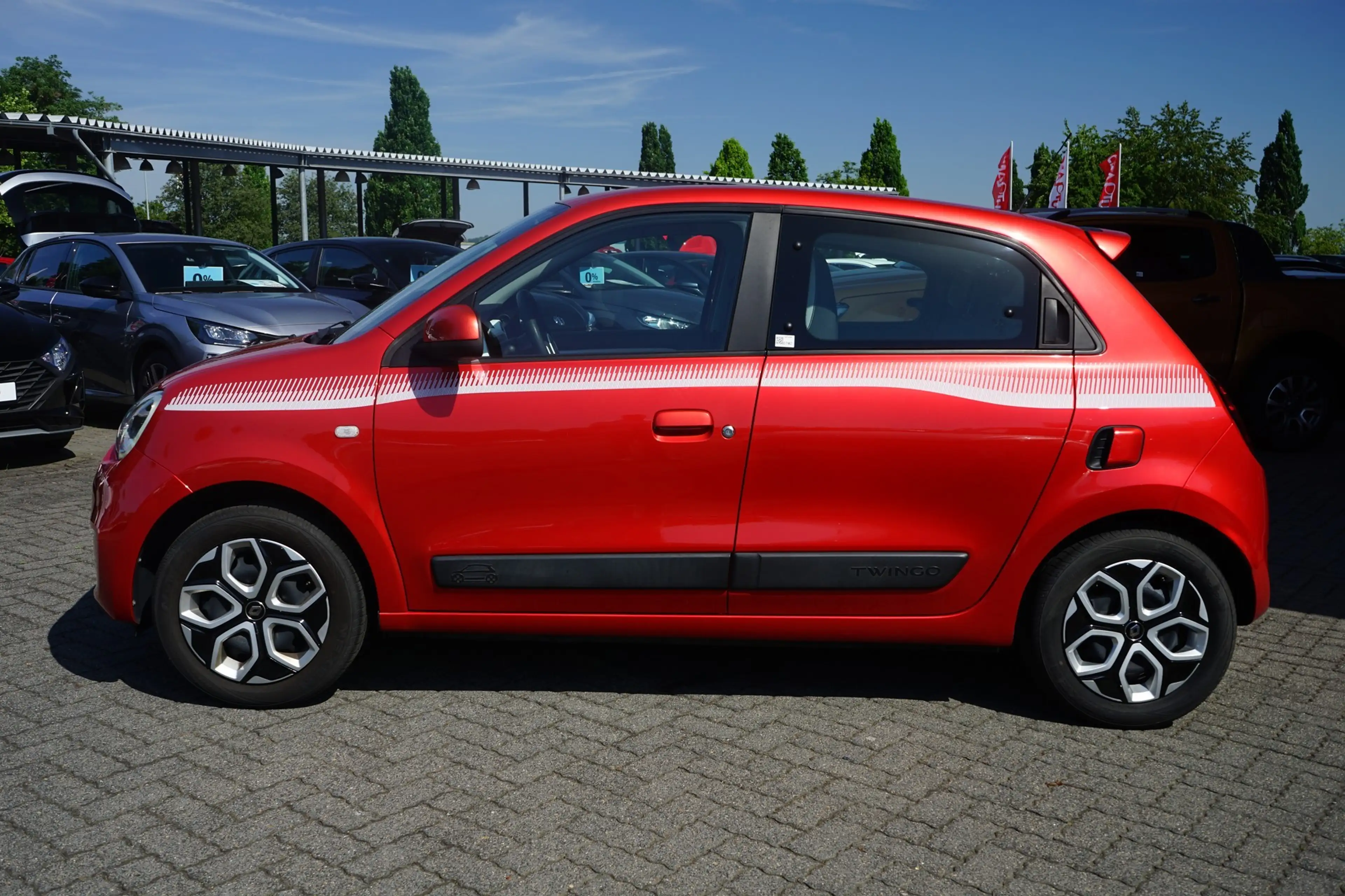 Renault Twingo 1.0 Sitzheizung Tempomat PDC Bluetooth — photo 6