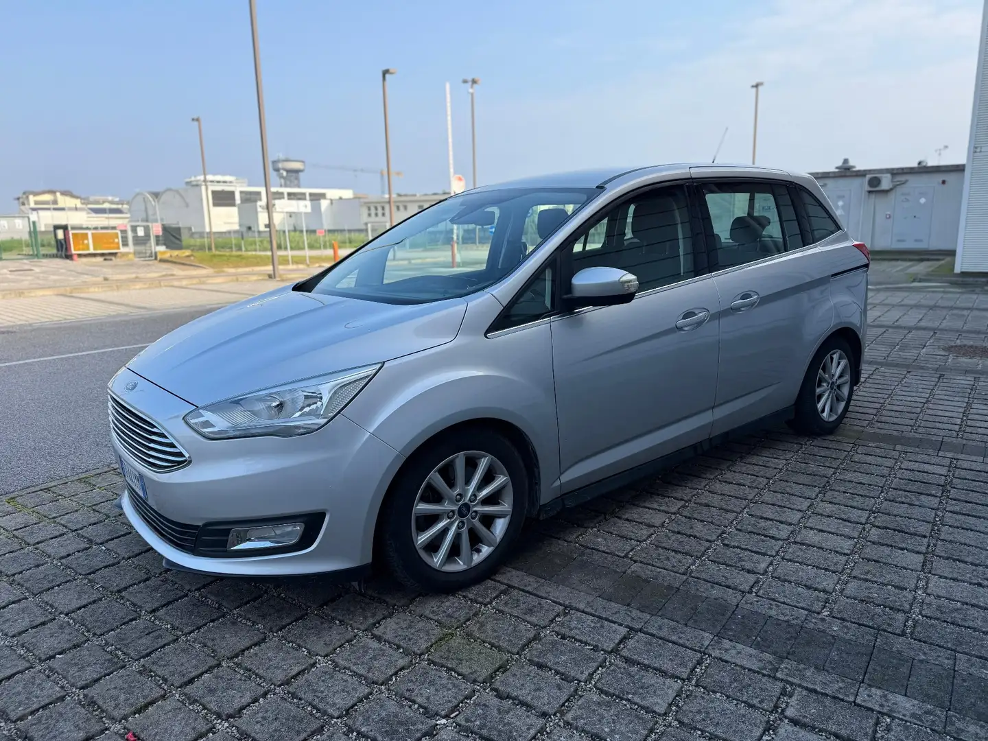 Ford C-Max 1.5 tdci Titanium s&s 120cv powershift - 1