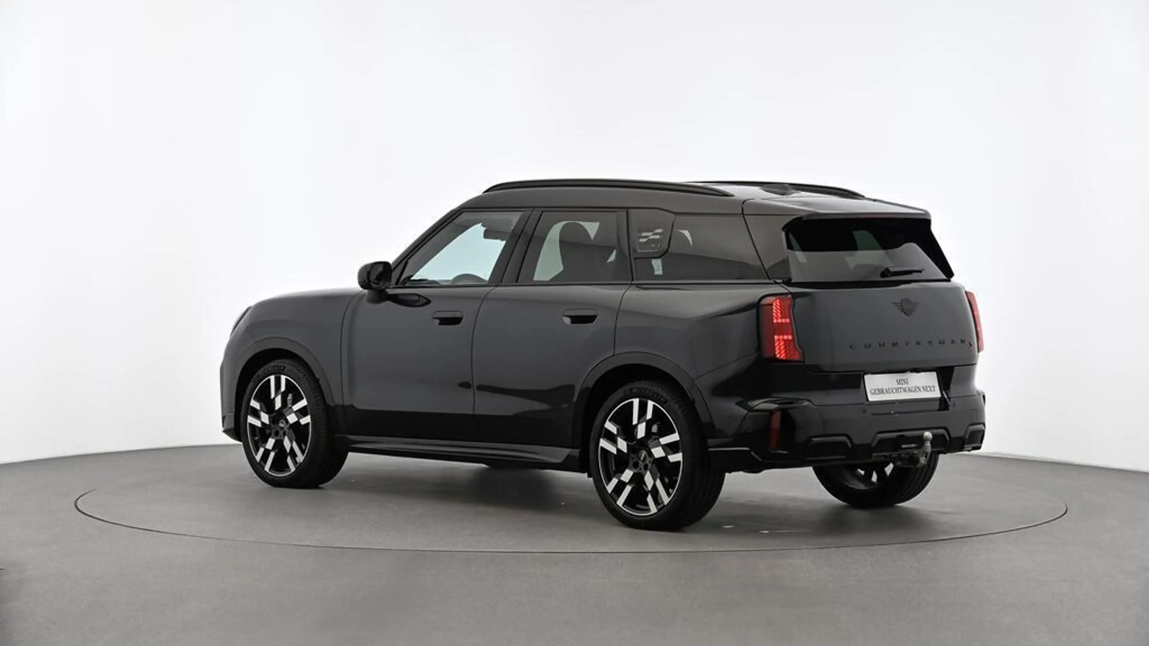 MINI Countryman S All4 John Cooper Works Trim — photo 6