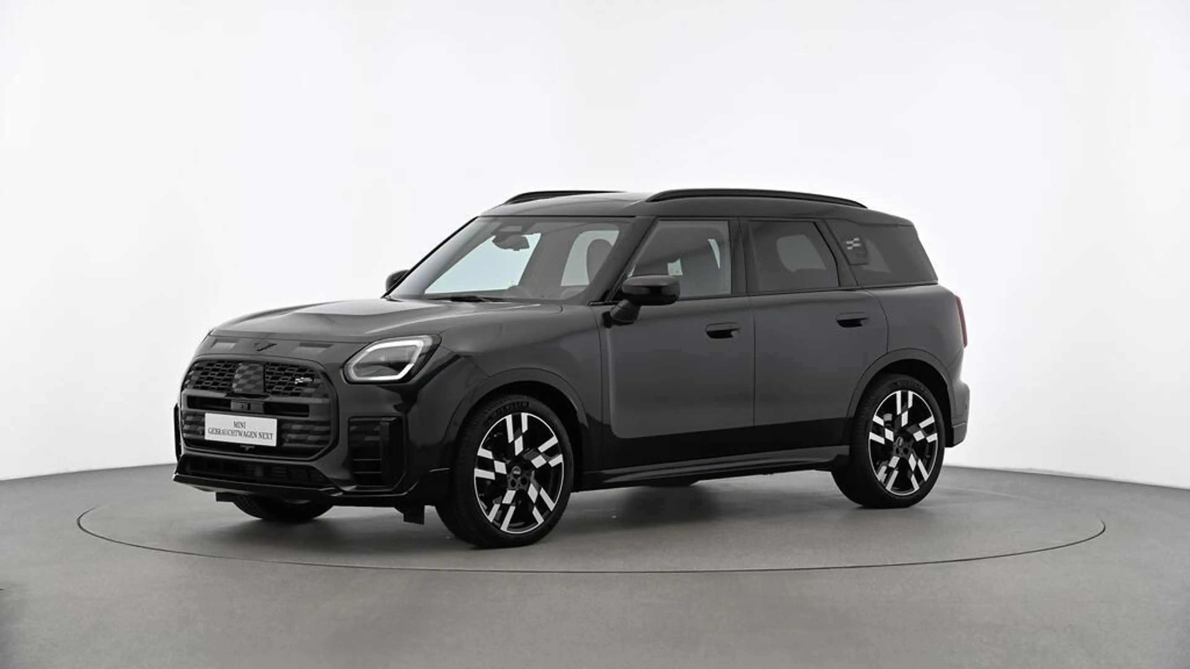 MINI Countryman S All4 John Cooper Works Trim