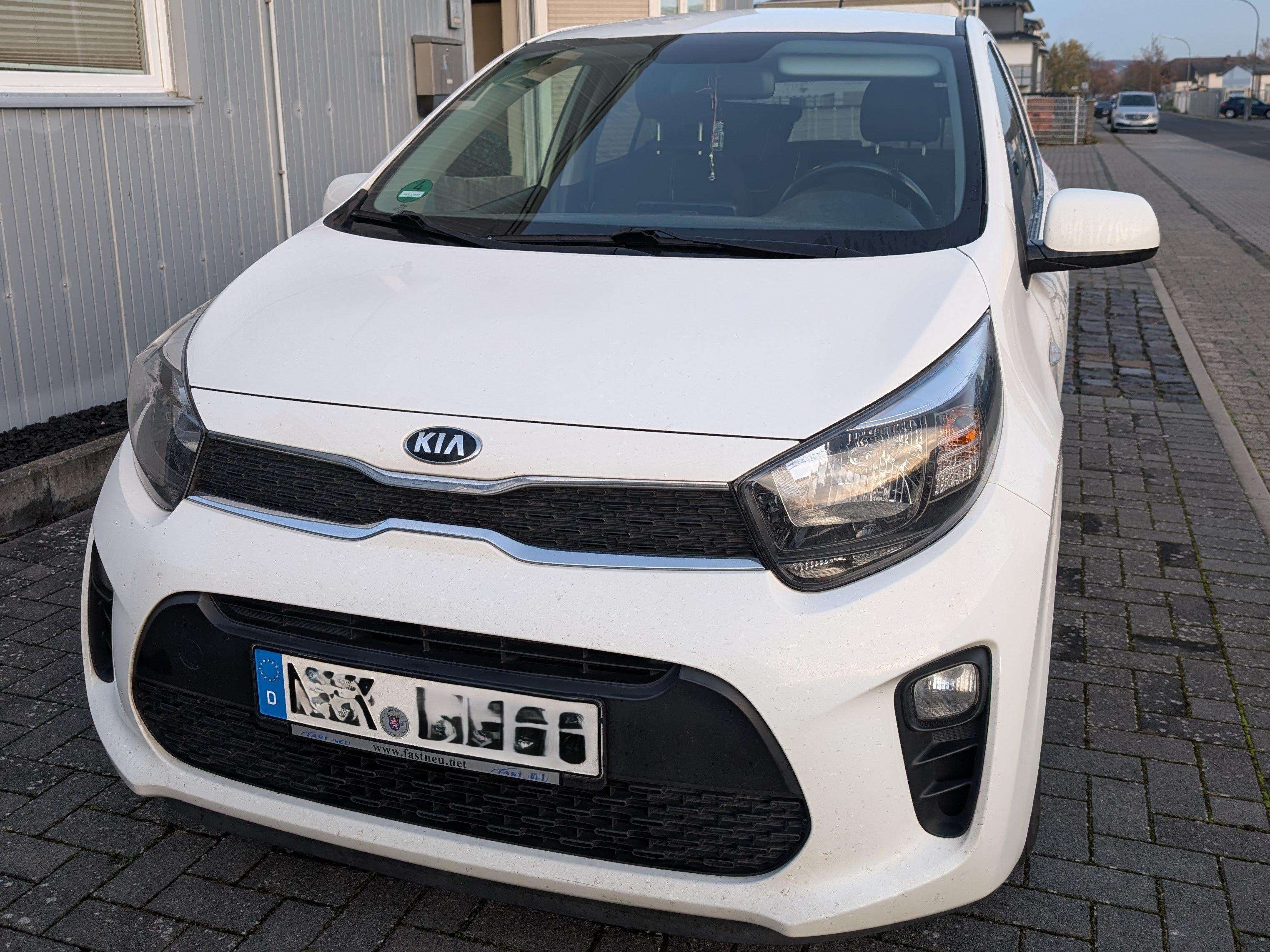 Second hand Kia Picanto 1.0