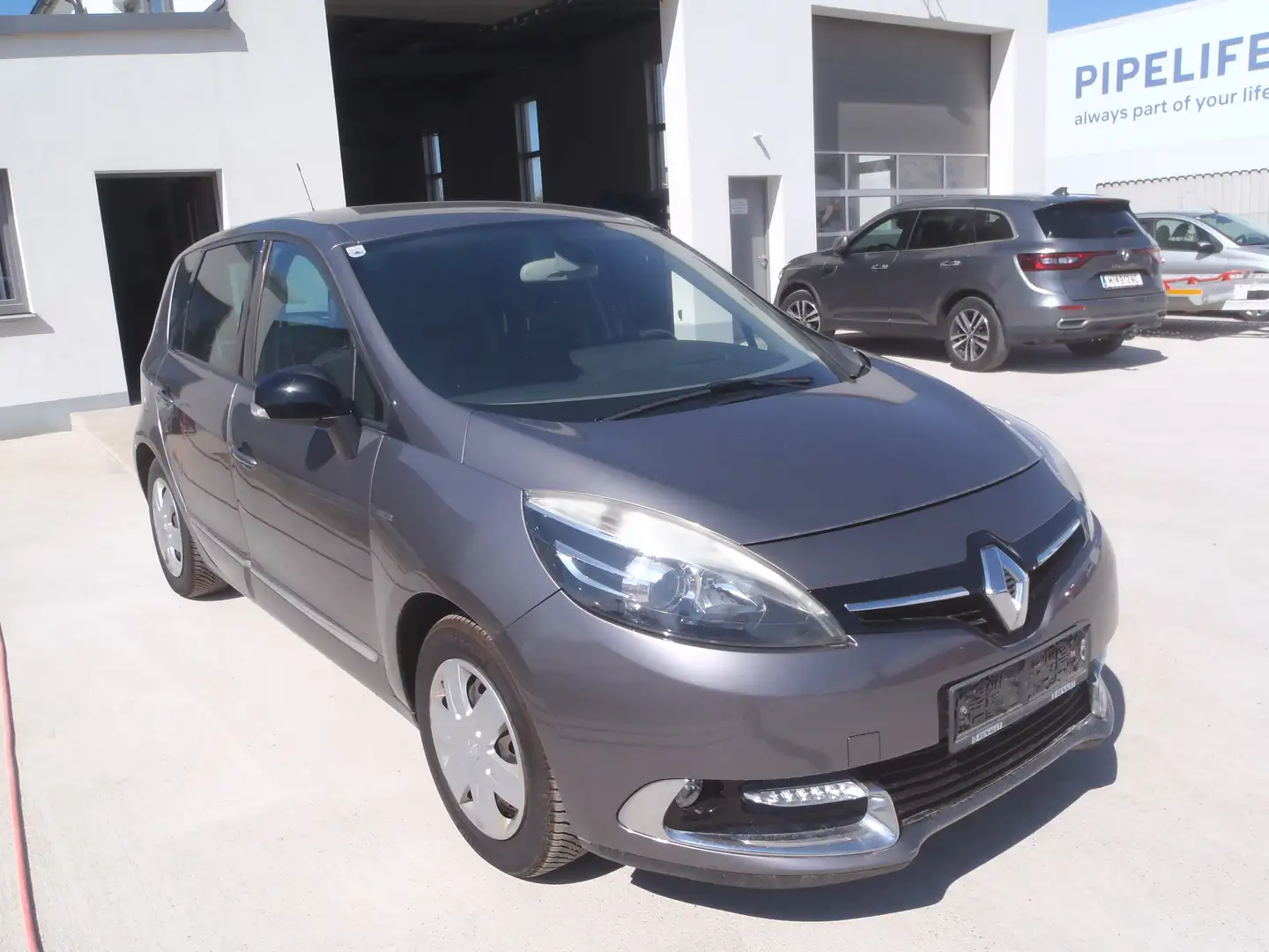 Renault Scenic Scénic Energy dCi 110 Bose Edition Bose Edition Grau - 2