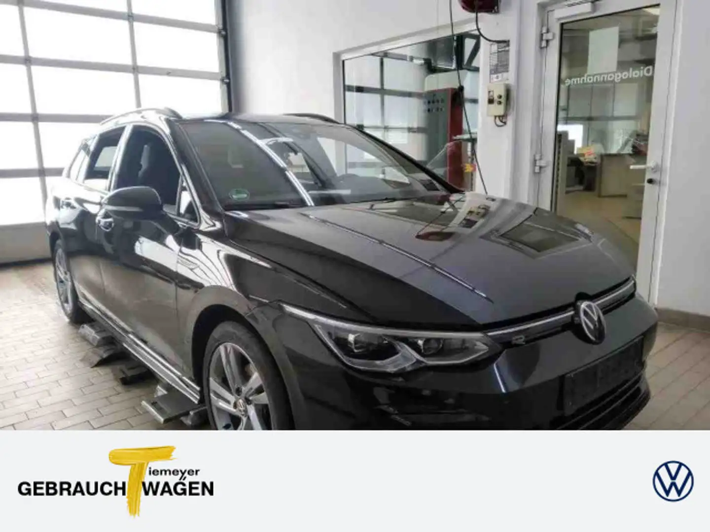Volkswagen Golf Variant 1.5 eTSI DSG R-LINE LED+ AHK NAVI A Schwarz - 1