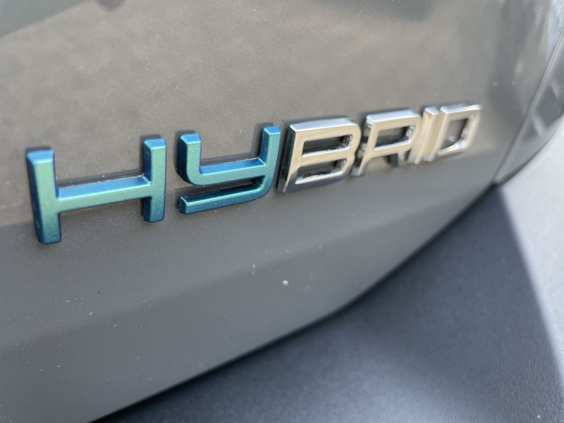 Peugeot 408 Plug-In Hybrid 225 e-EAT8 GT — photo 21