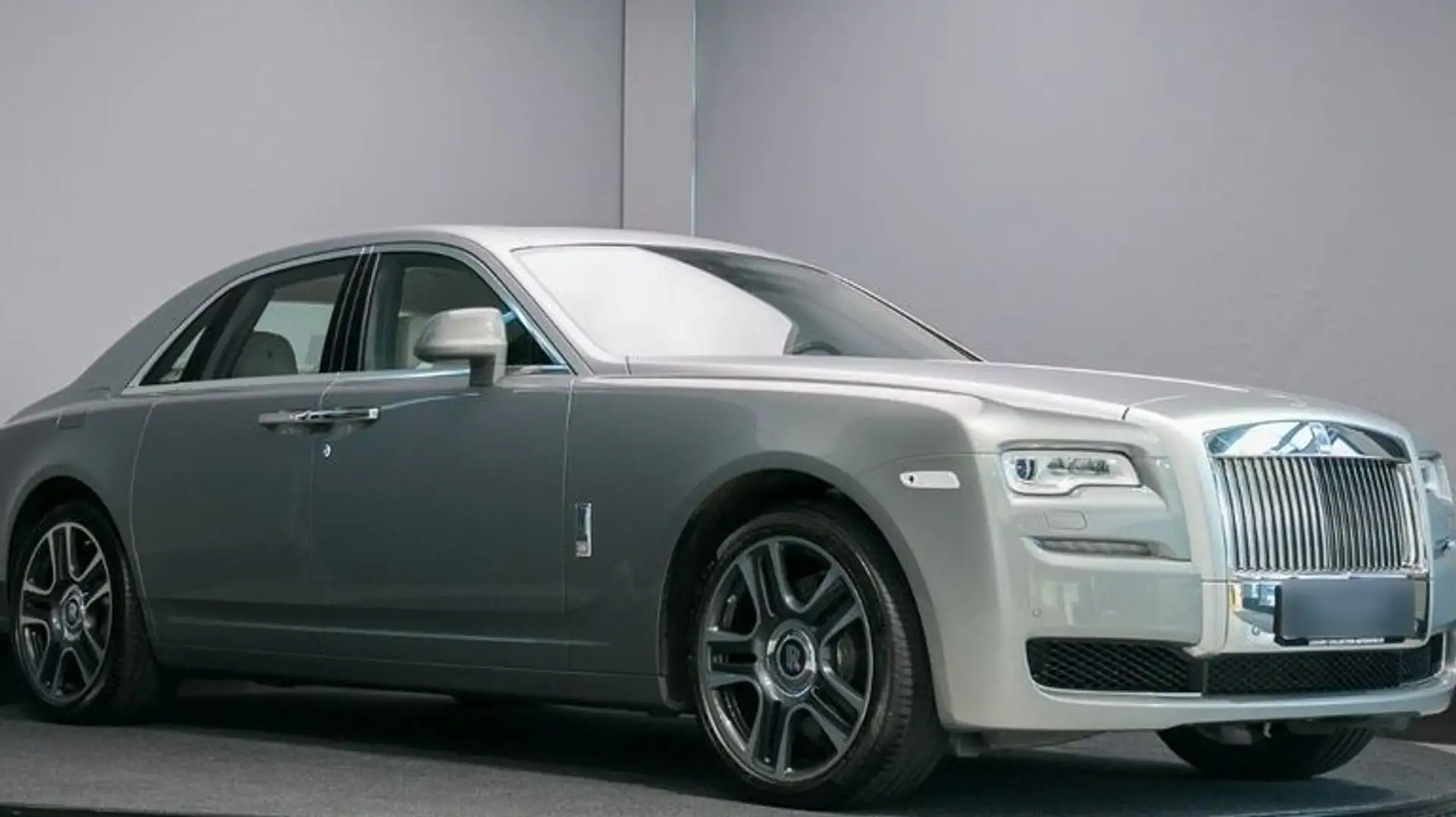 Rolls-Royce Ghost 6.6 V12 Beige - 2
