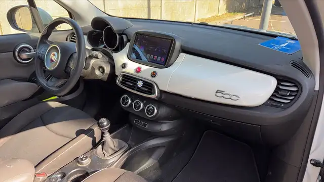 Fiat 500X view 10