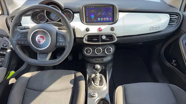 Fiat 500X view 11