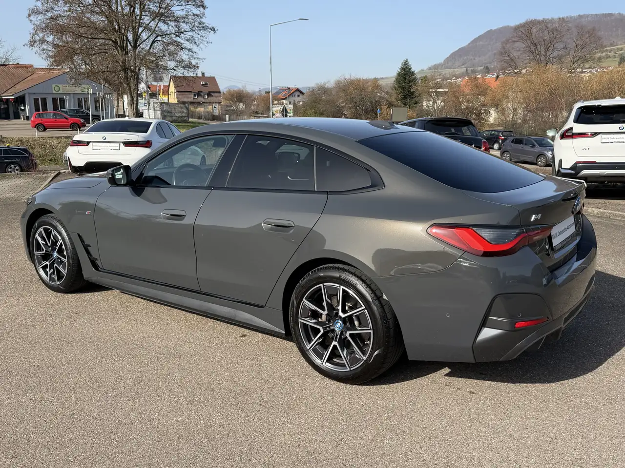 BMW i4 eDrive35 M Sport DAB Komfortzg. Tempomat Shz 5