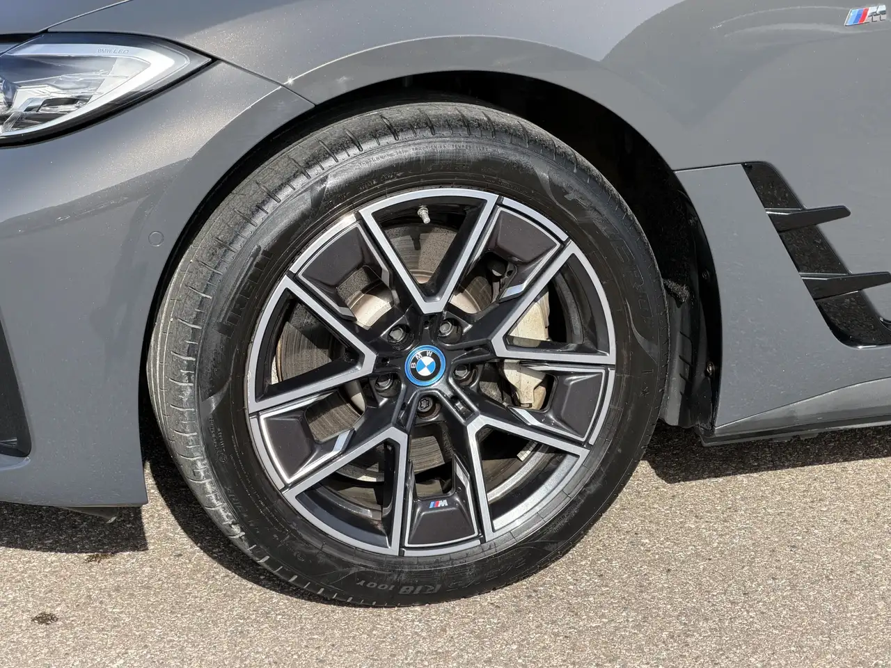 BMW i4 eDrive35 M Sport DAB Komfortzg. Tempomat Shz 2
